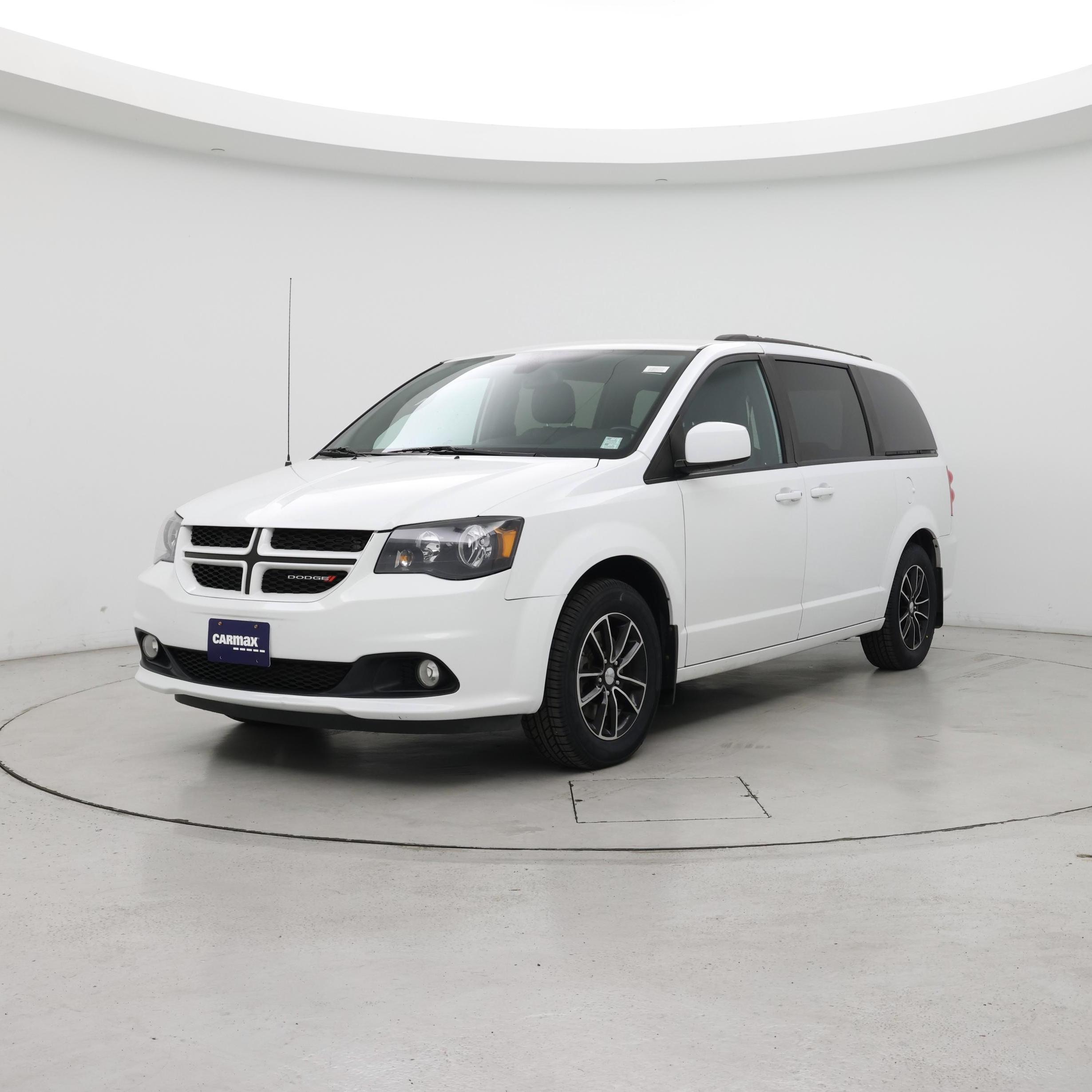 Thumbnail: 2019 Dodge Grand Caravan - 4