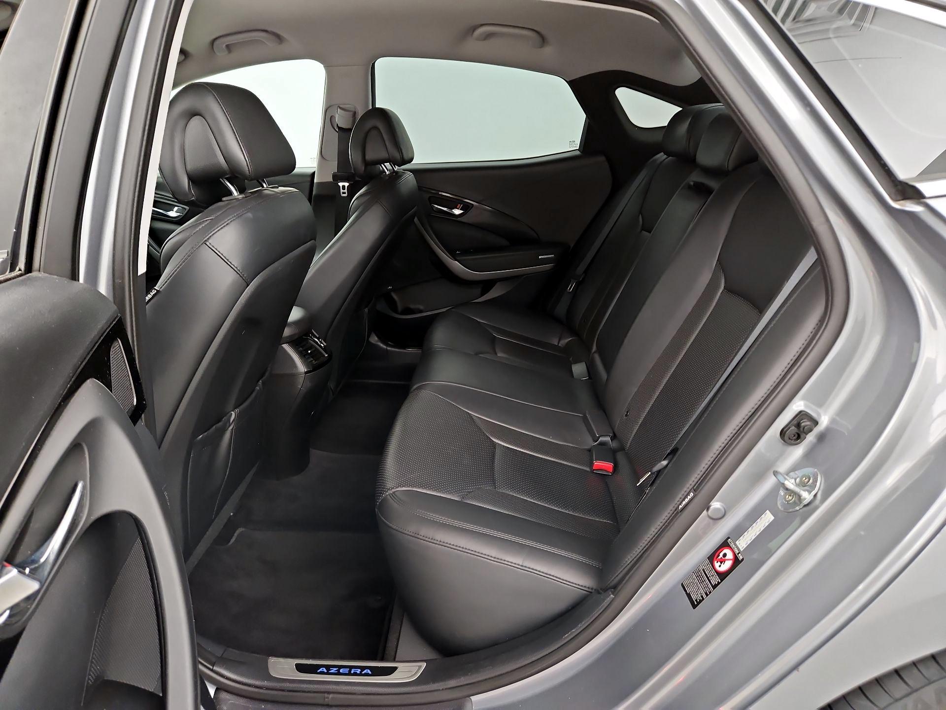 Thumbnail: 2016 Hyundai Azera - 20