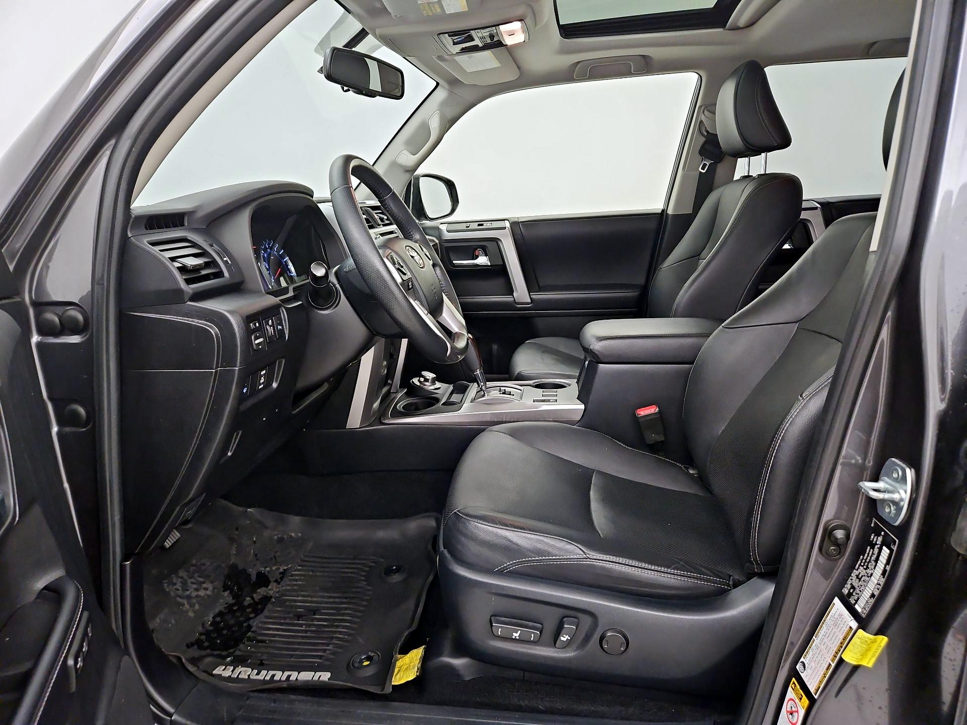 Thumbnail: 2018 Toyota 4Runner - 11