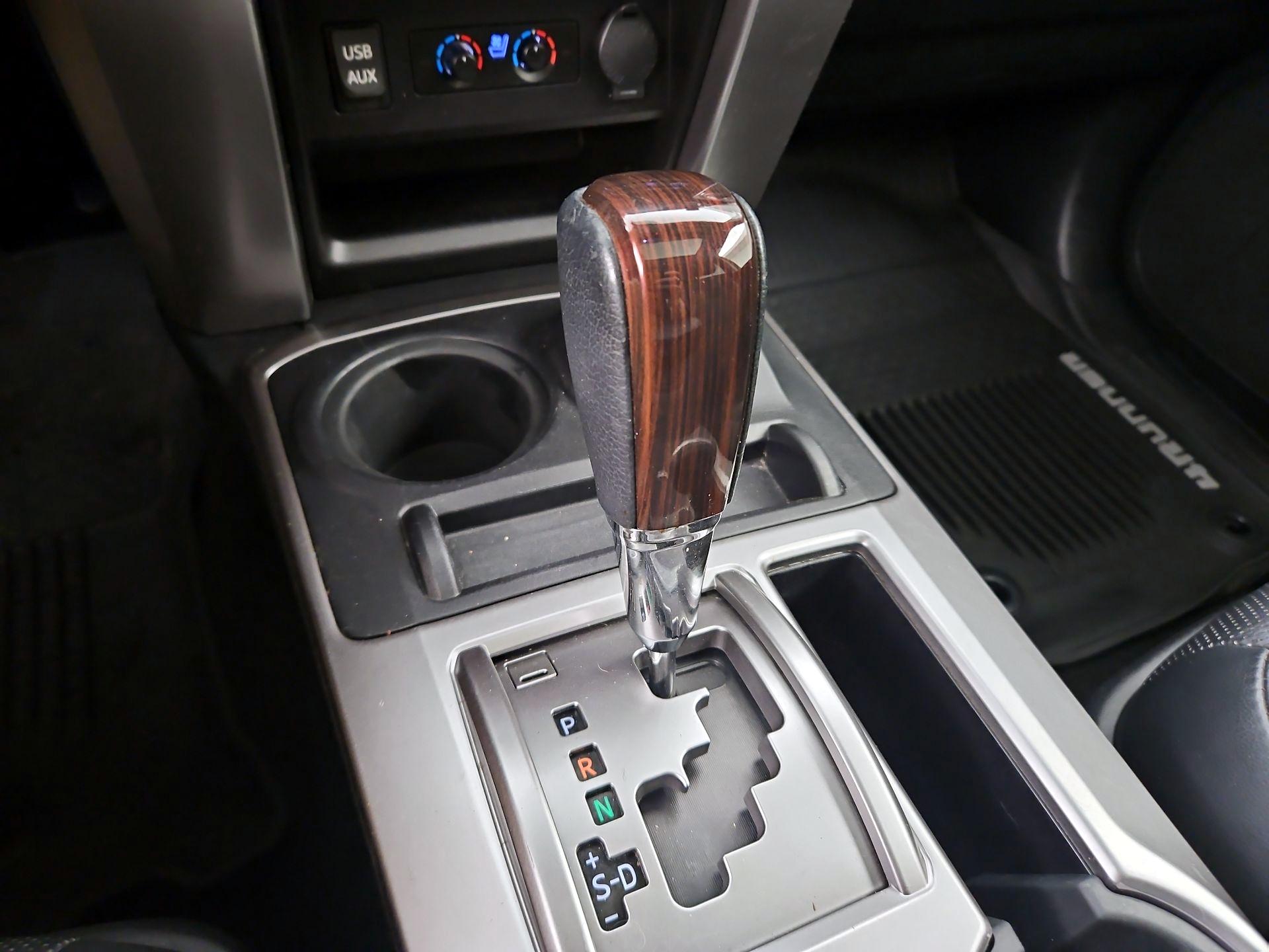 Thumbnail: 2018 Toyota 4Runner - 17