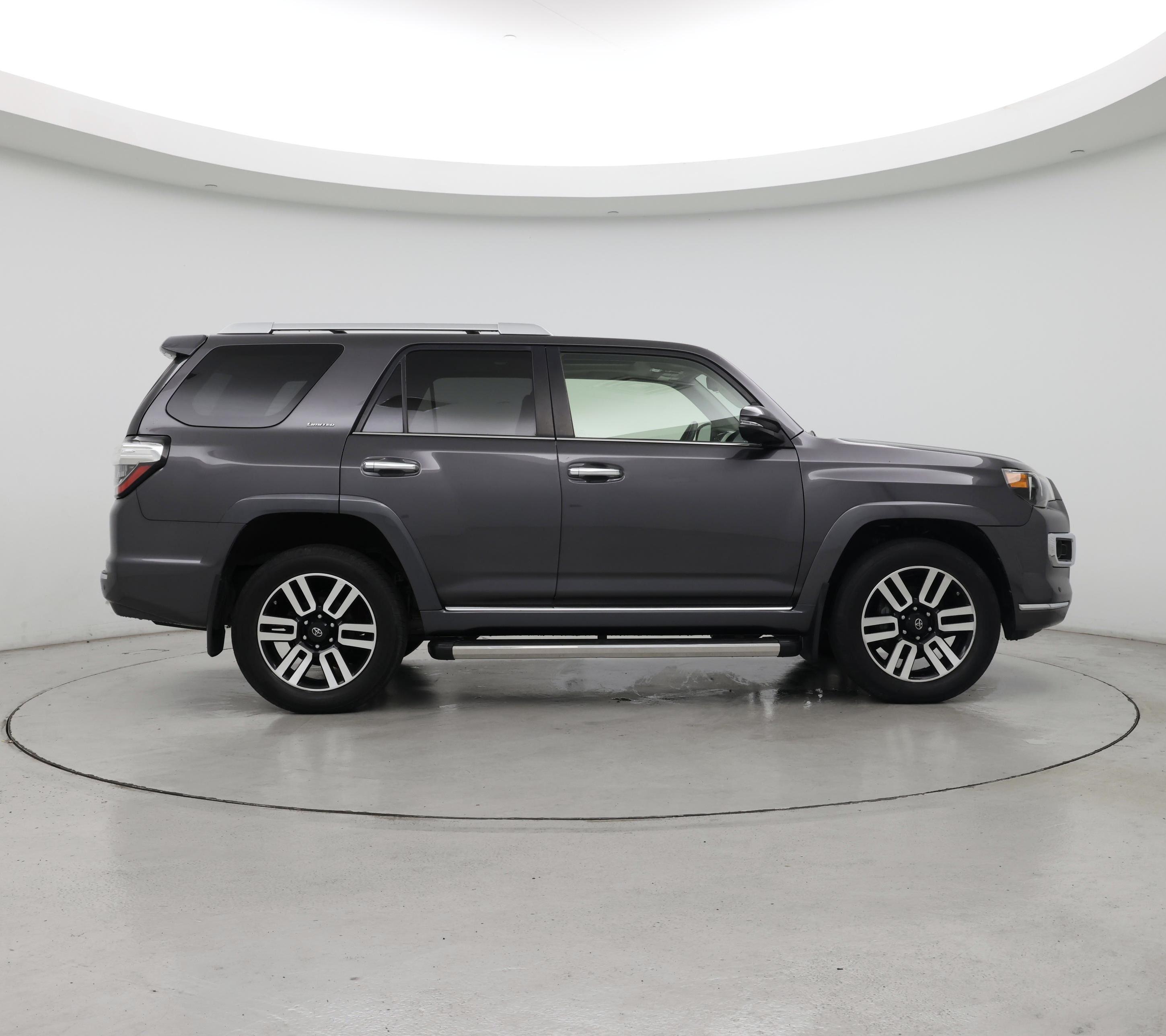 Thumbnail: 2018 Toyota 4Runner - 7