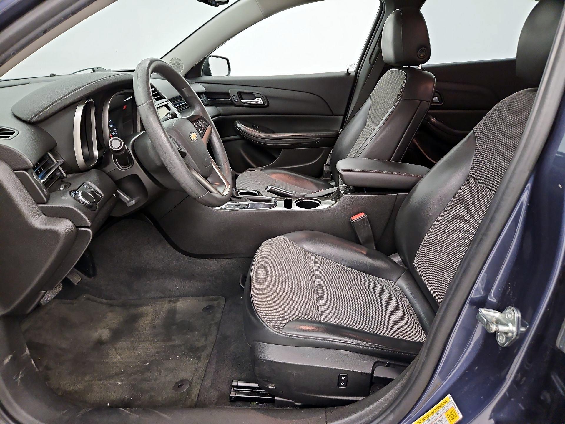 Thumbnail: 2015 Chevrolet Malibu - 11