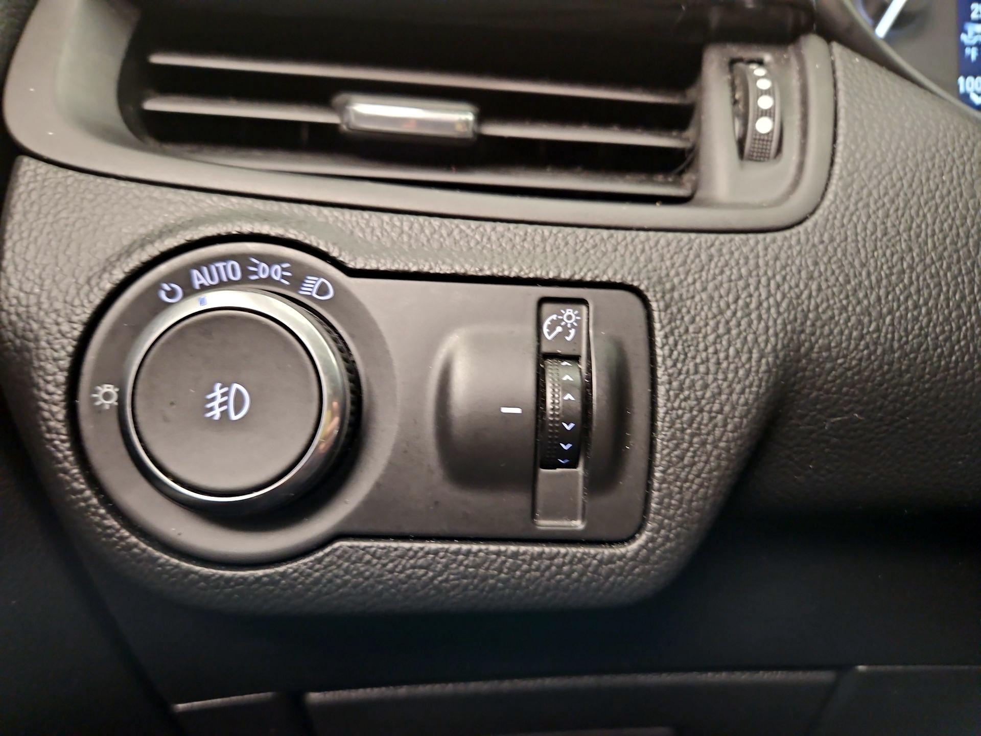 Thumbnail: 2016 Buick Envision - 13