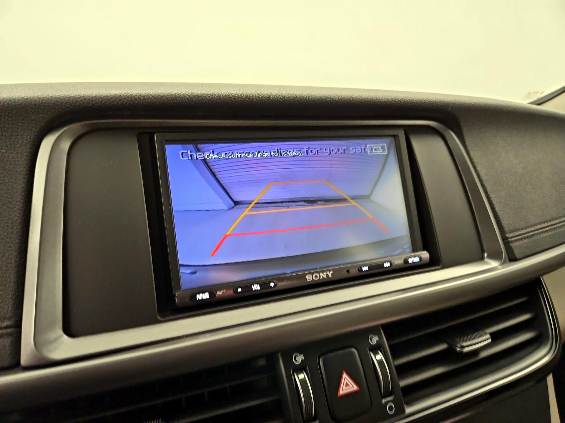 Thumbnail: 2016 Kia Optima - 14