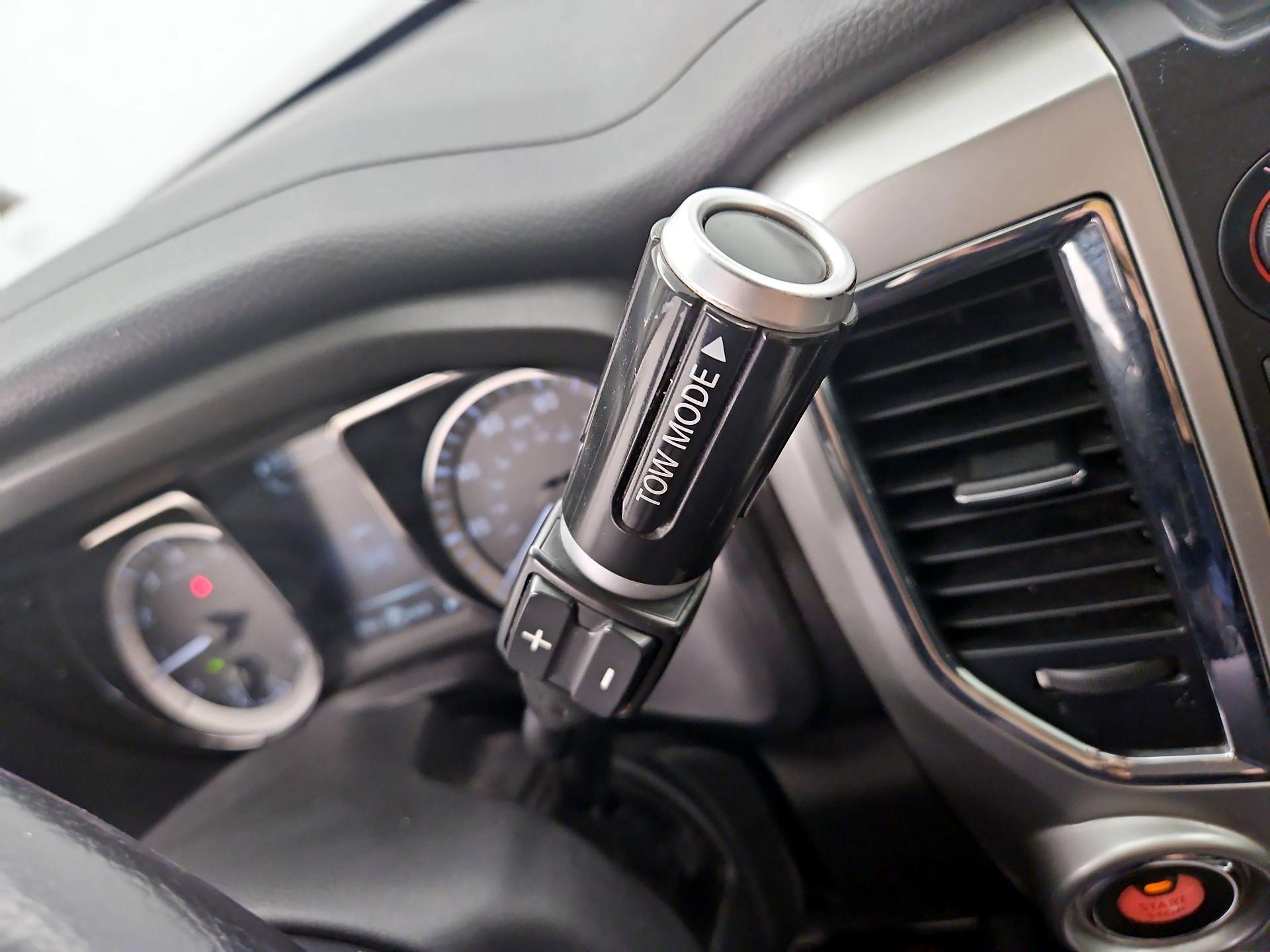 Thumbnail: 2018 Nissan Titan - 18