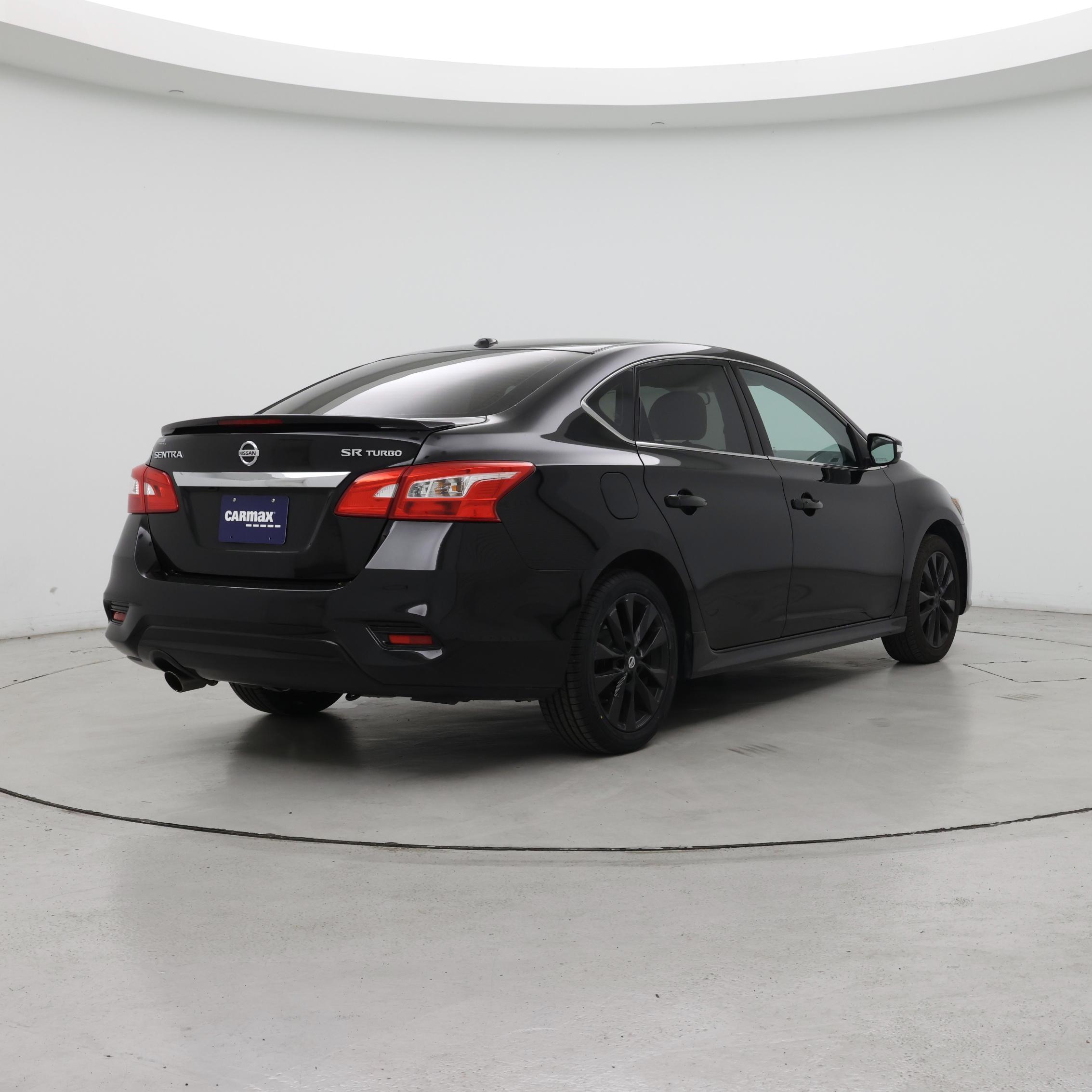 Thumbnail: 2017 Nissan Sentra - 8