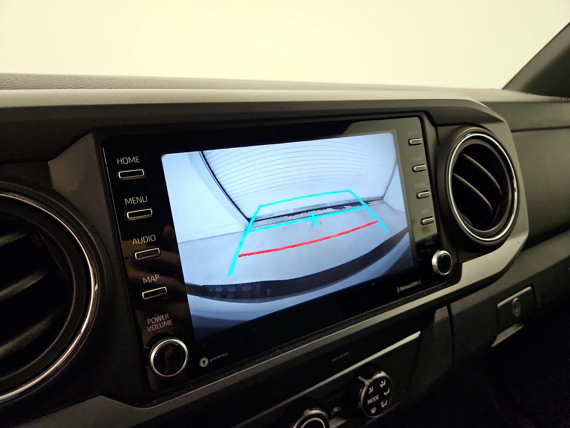 Thumbnail: 2020 Toyota Tacoma - 14