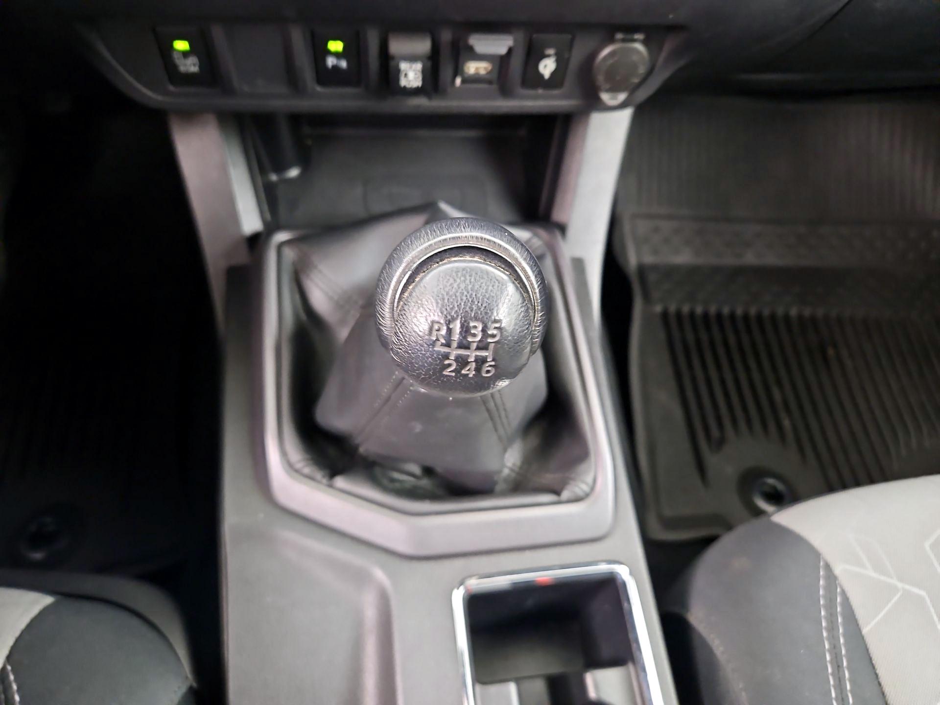 Thumbnail: 2020 Toyota Tacoma - 17