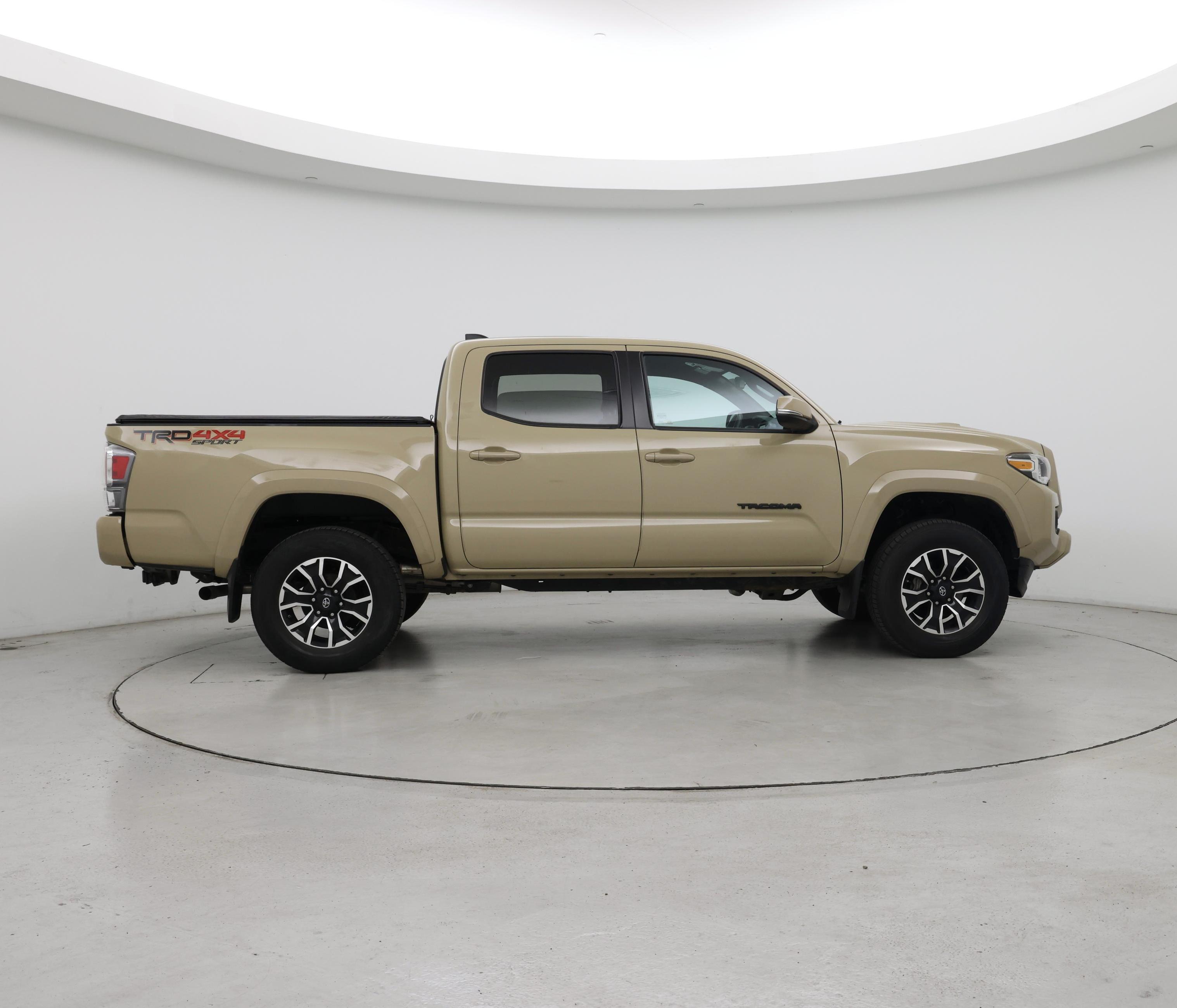 Thumbnail: 2020 Toyota Tacoma - 7