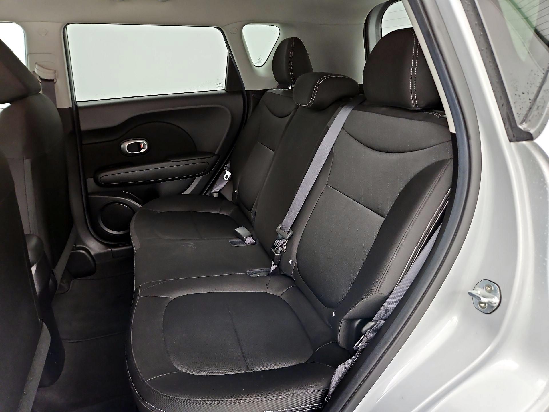 Thumbnail: 2016 Kia Soul - 18