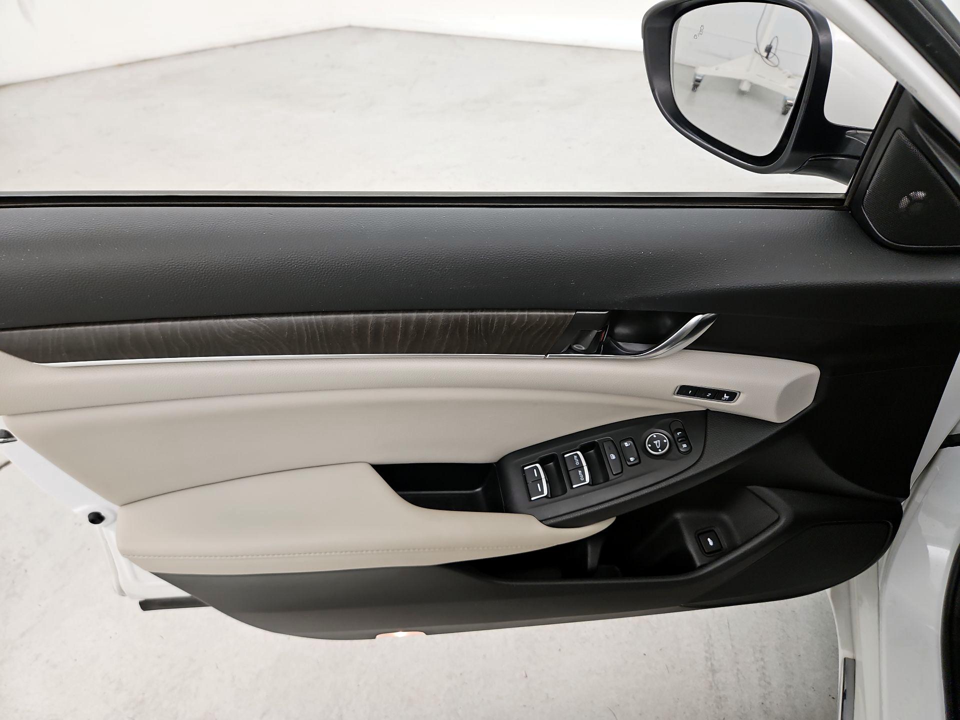 Thumbnail: 2021 Honda Accord - 12