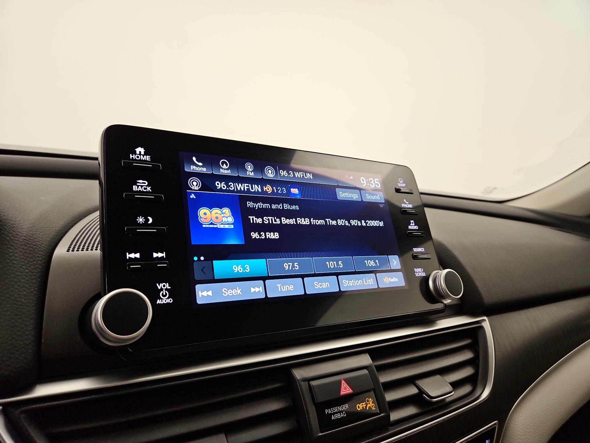 Thumbnail: 2021 Honda Accord - 16