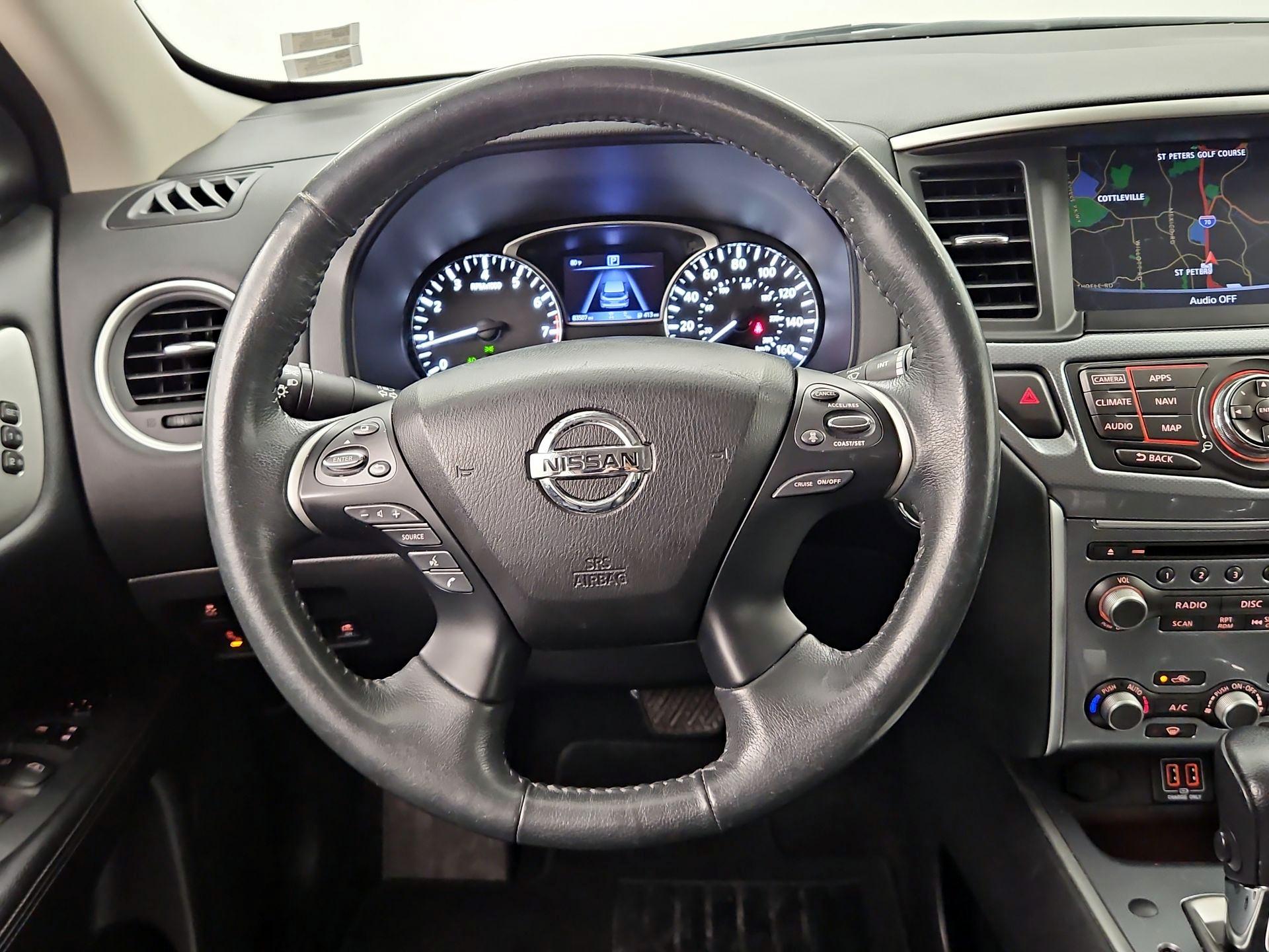 Thumbnail: 2018 Nissan Pathfinder - 10