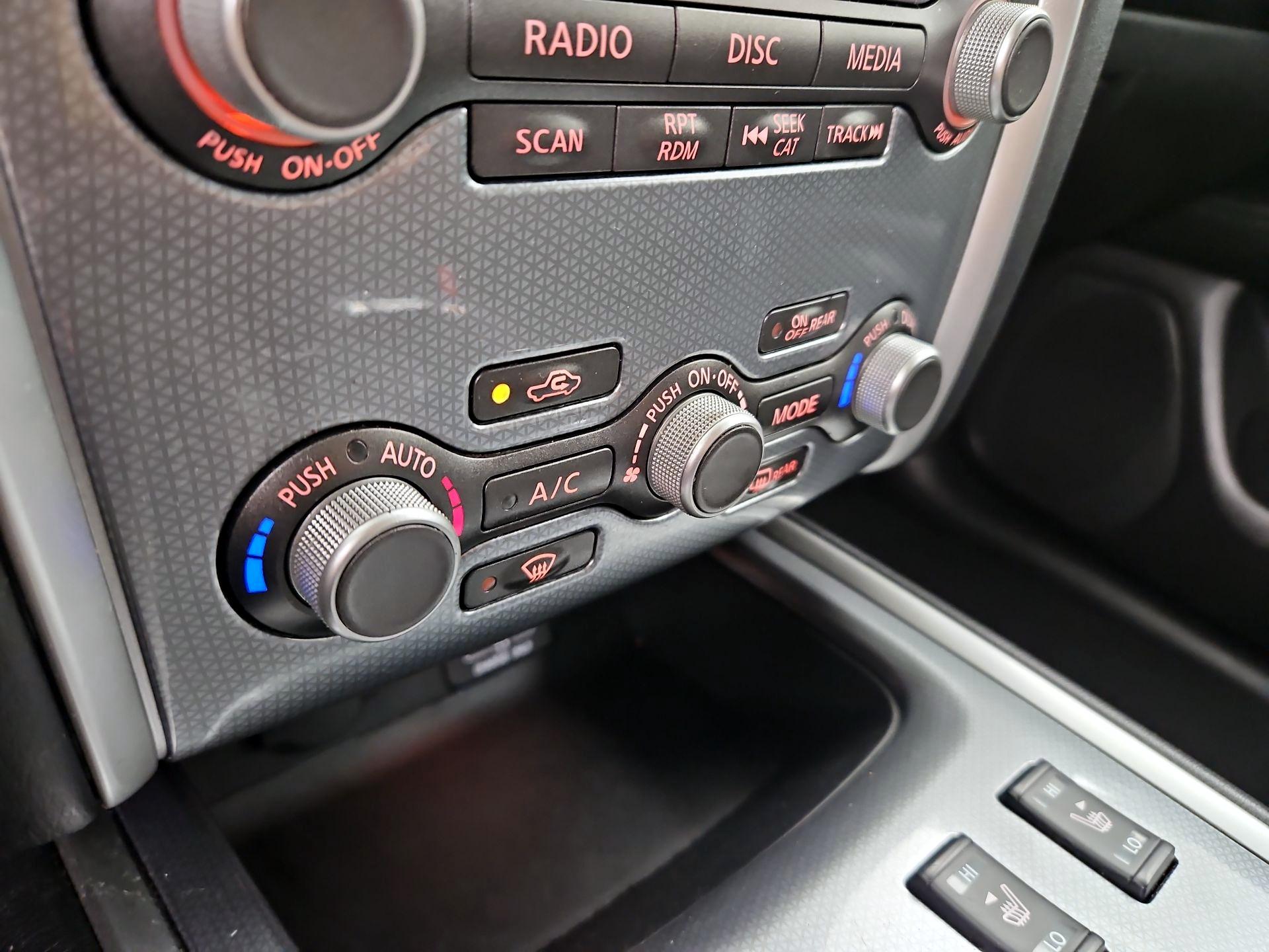 Thumbnail: 2018 Nissan Pathfinder - 17