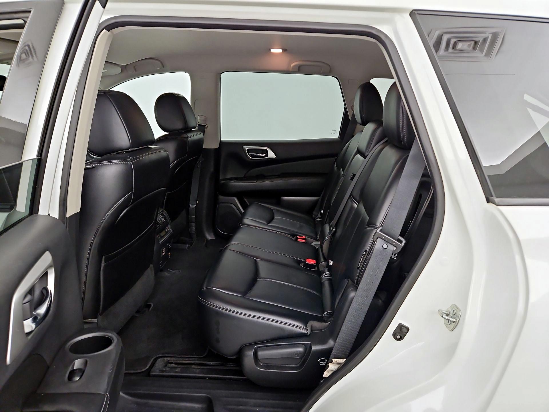 Thumbnail: 2018 Nissan Pathfinder - 20