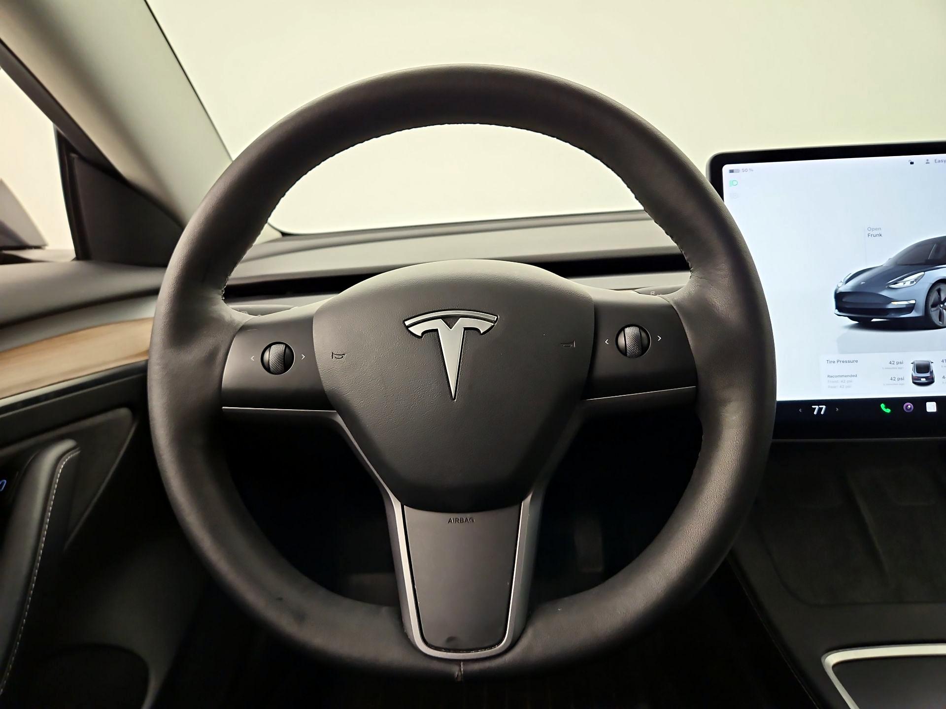 Thumbnail: 2022 Tesla Model 3 - 10