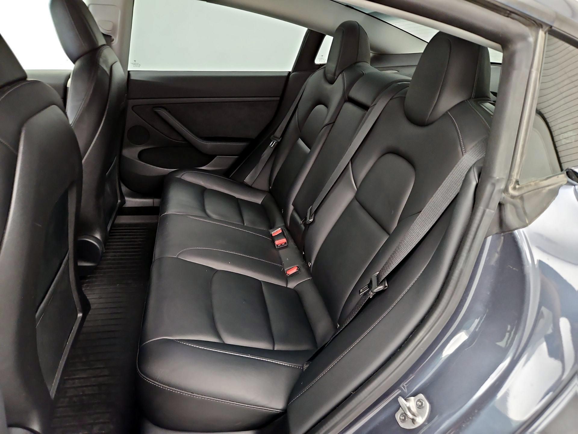 Thumbnail: 2022 Tesla Model 3 - 19