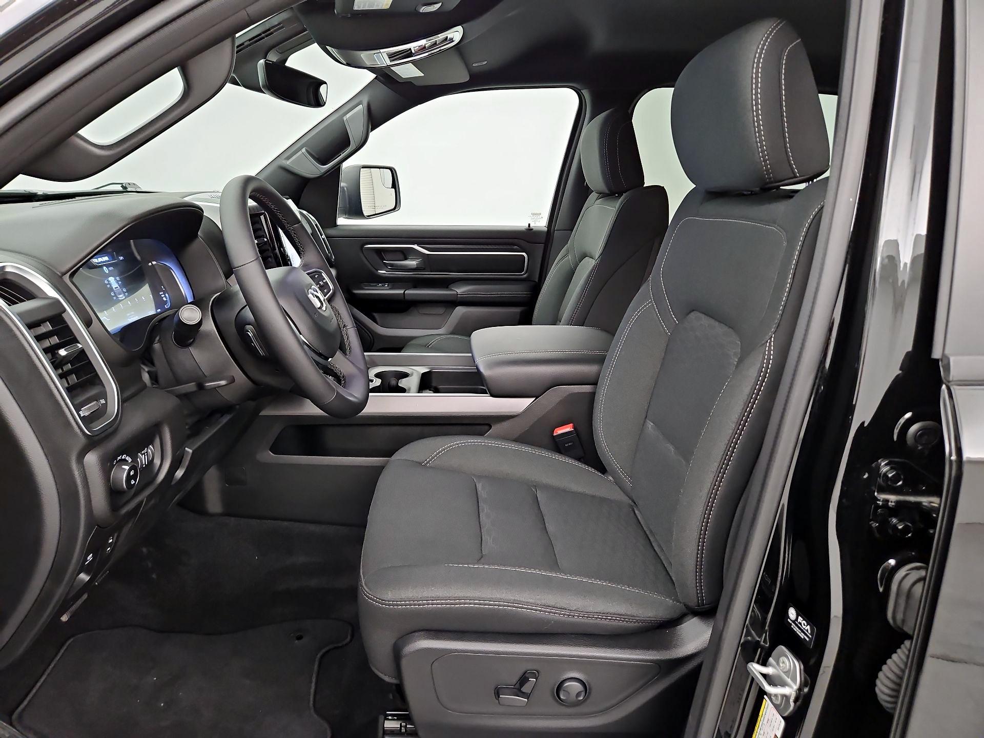 Thumbnail: 2025 RAM 1500 - 11