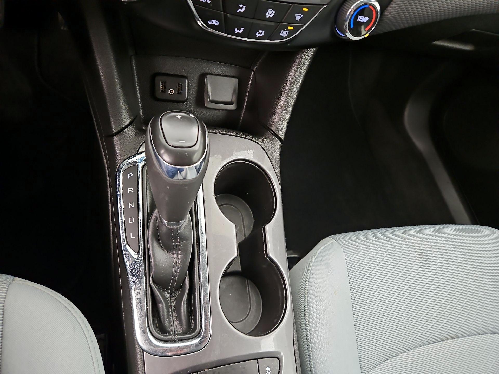 Thumbnail: 2019 Chevrolet Cruze - 17