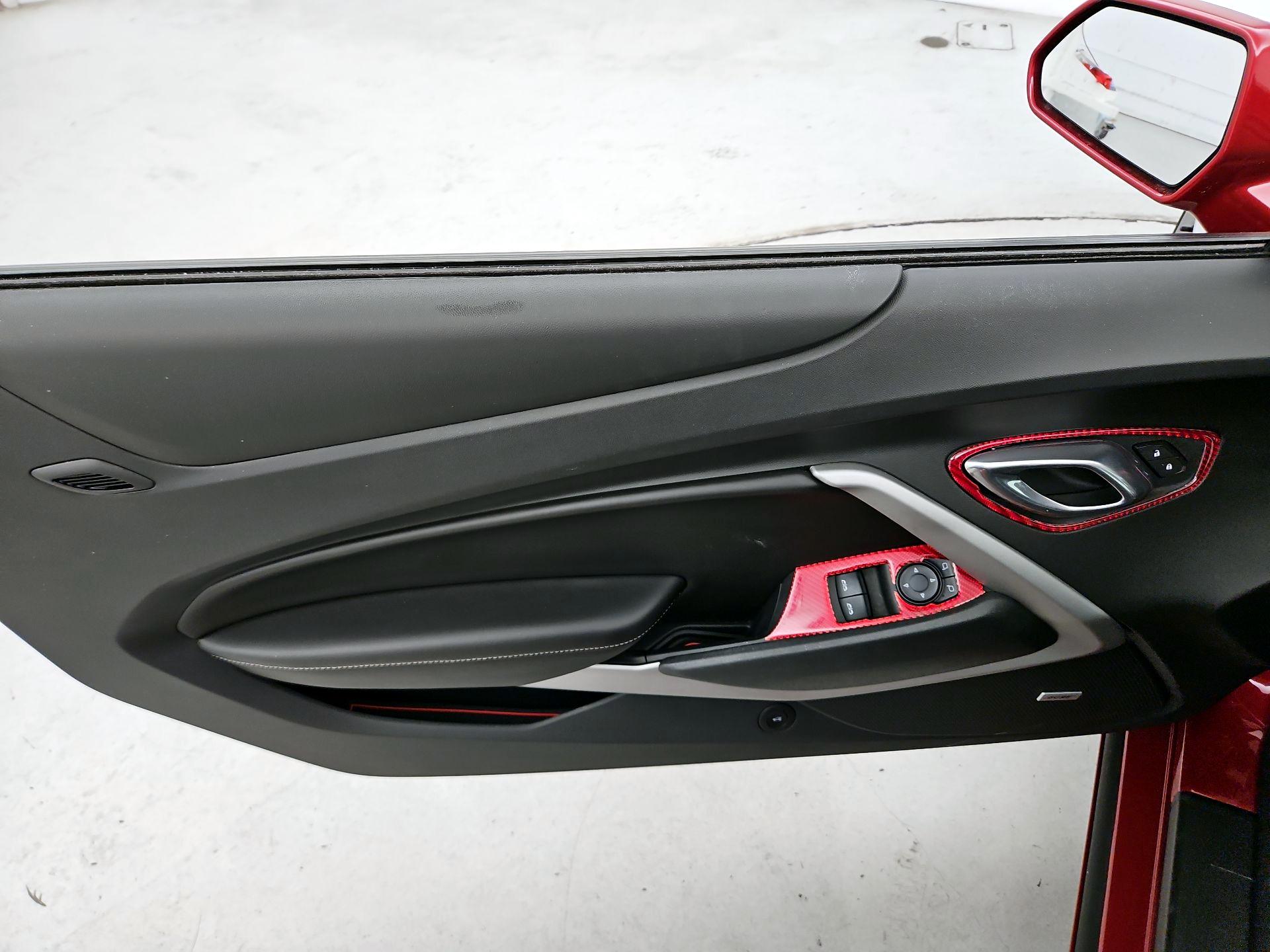 Thumbnail: 2017 Chevrolet Camaro - 12