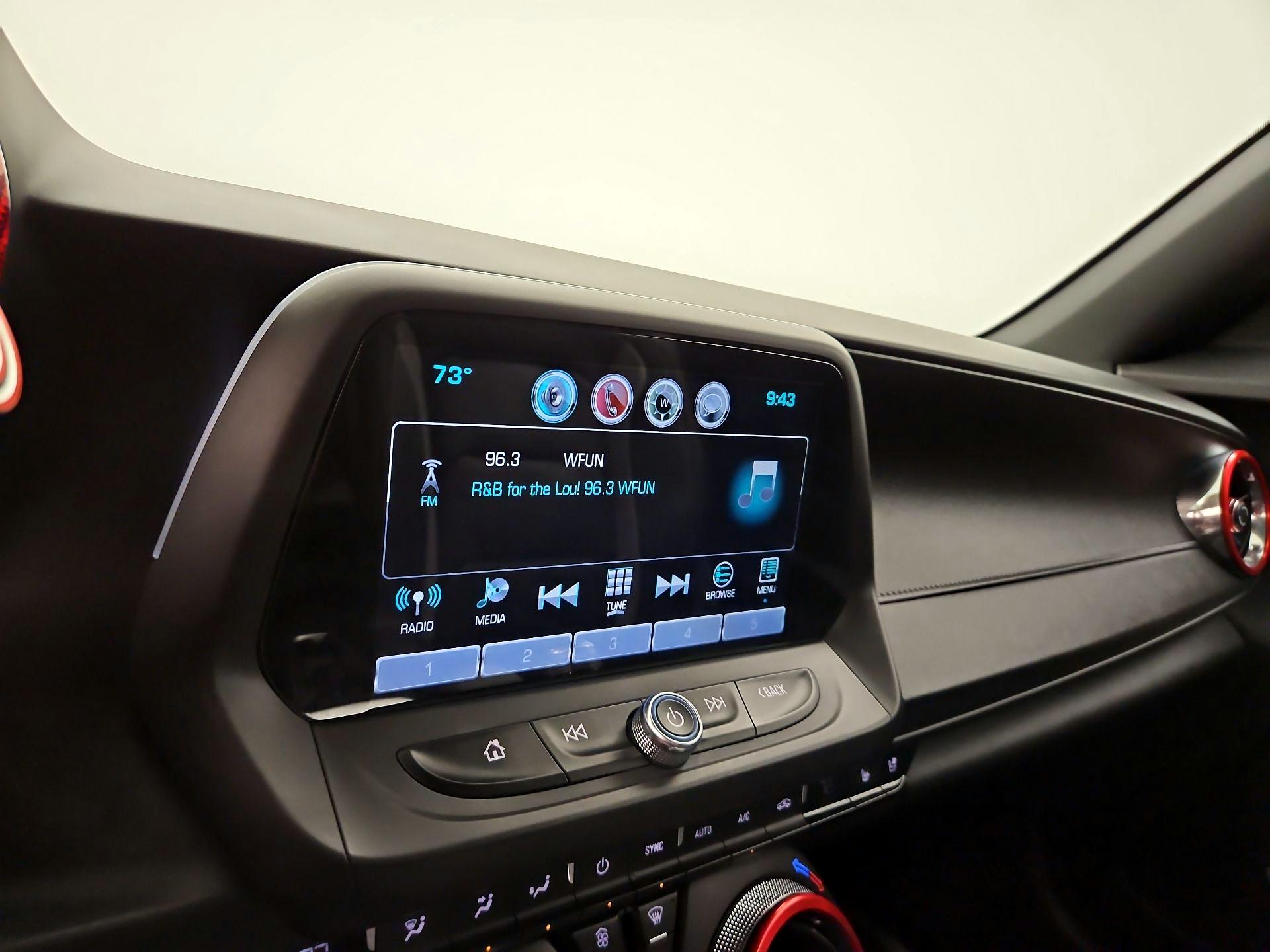 Thumbnail: 2017 Chevrolet Camaro - 16