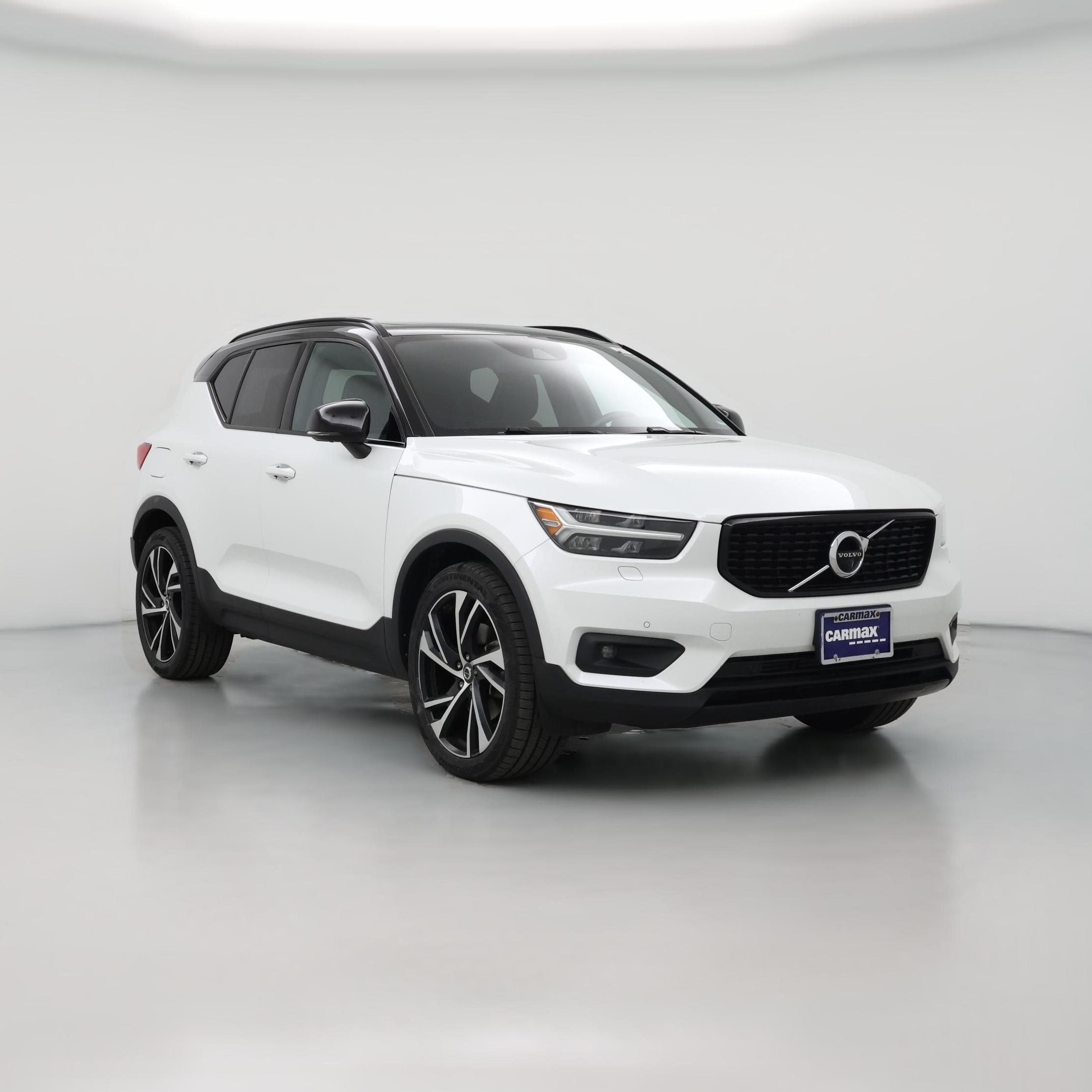 Thumbnail: 2021 Volvo XC40 - 1