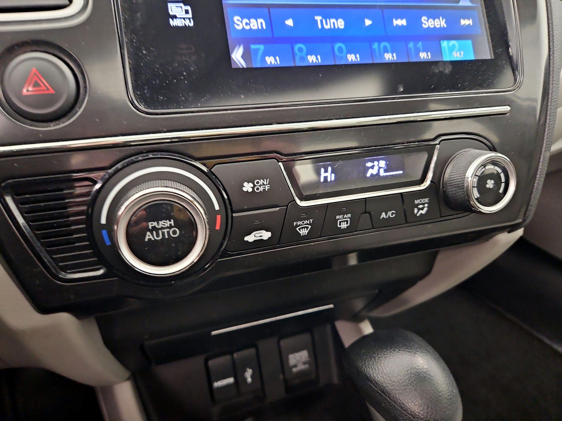 Thumbnail: 2015 Honda Civic - 16