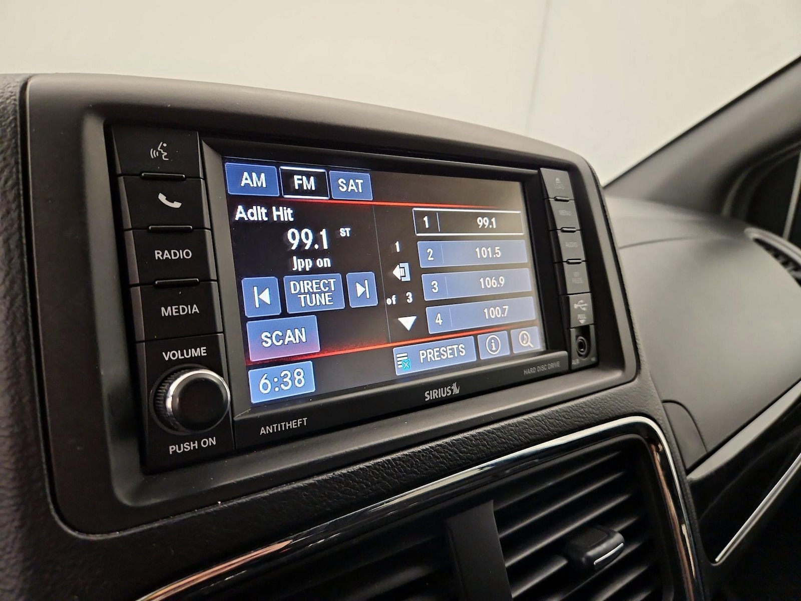 2017 Dodge Grand Caravan SE Plus - Photo 16