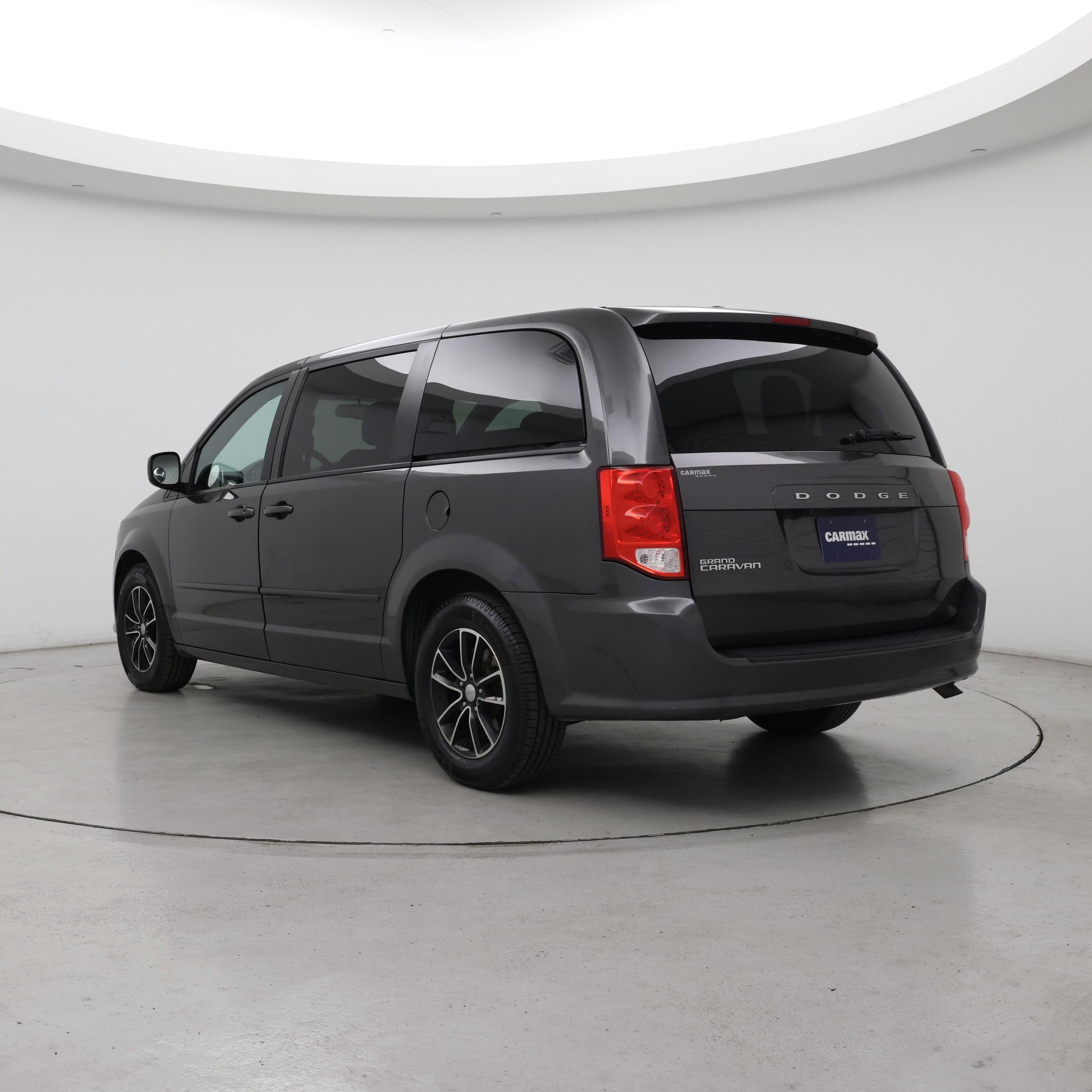 Thumbnail: 2017 Dodge Grand Caravan - 2