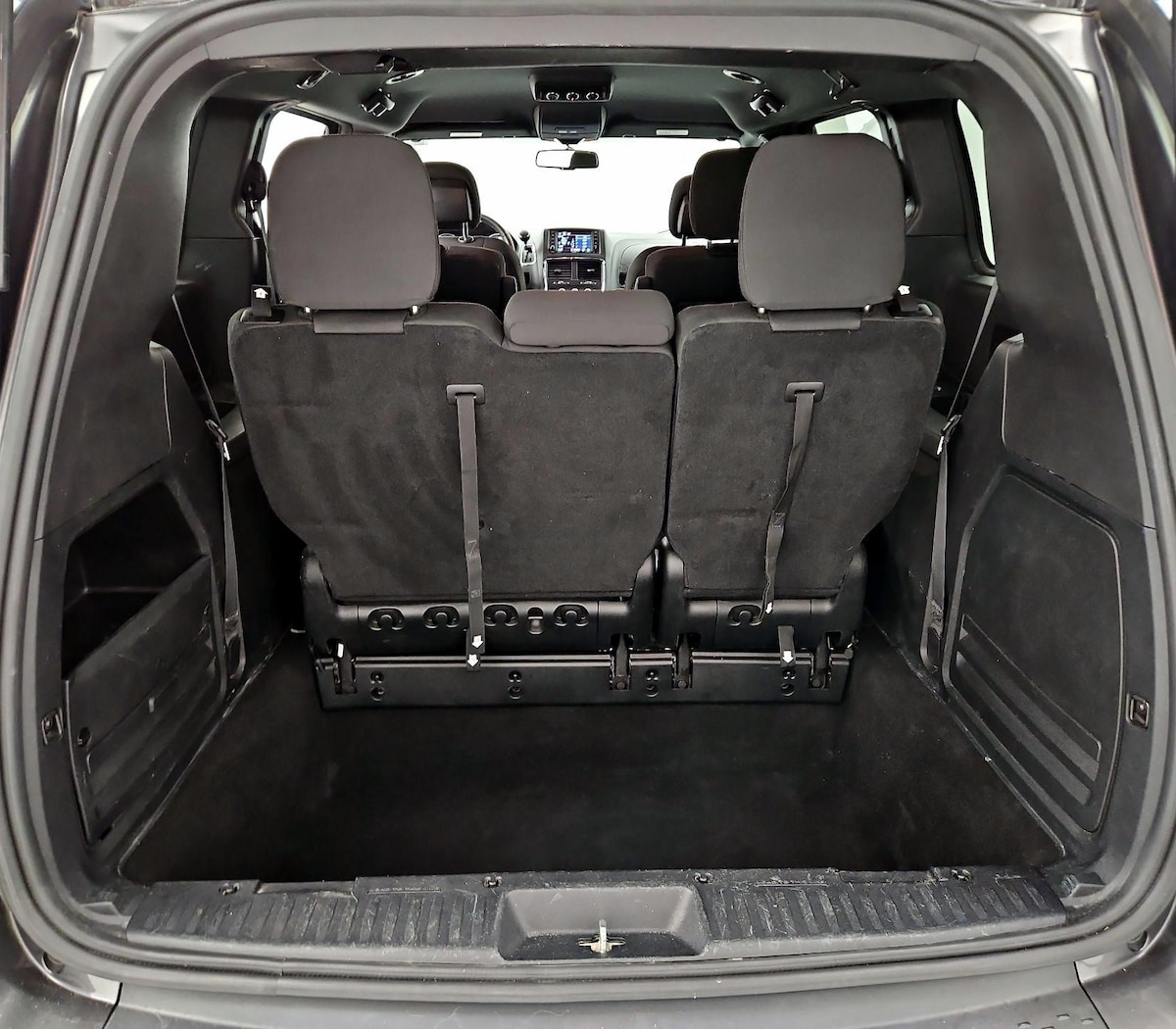 Trunk/Cargo (Seats Up)