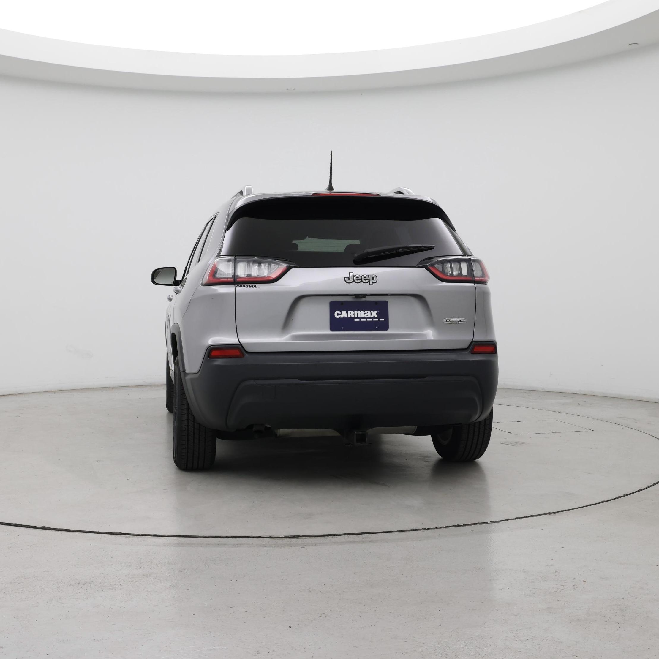 Thumbnail: 2019 Jeep Cherokee - 6