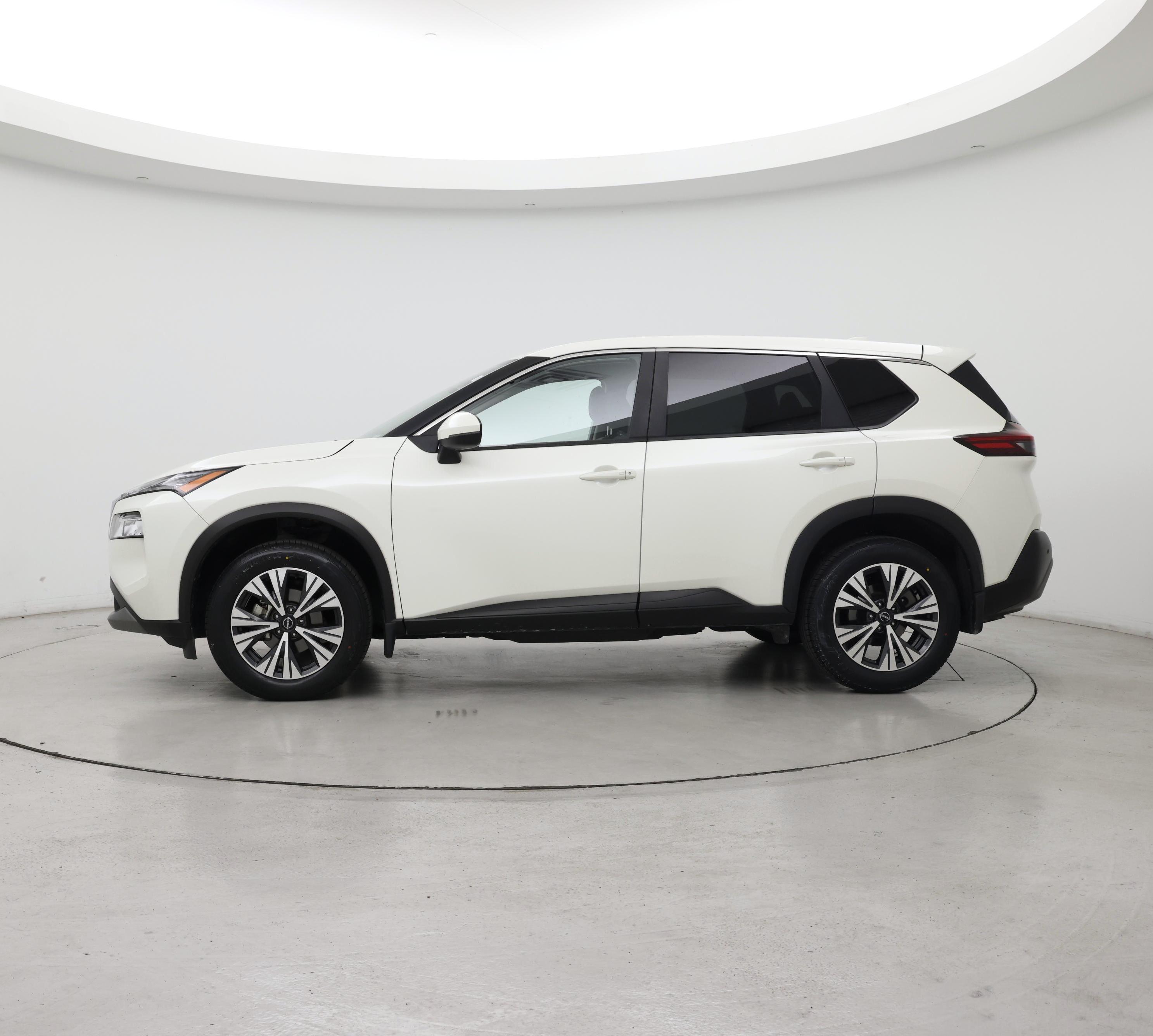 Thumbnail: 2023 Nissan Rogue - 3