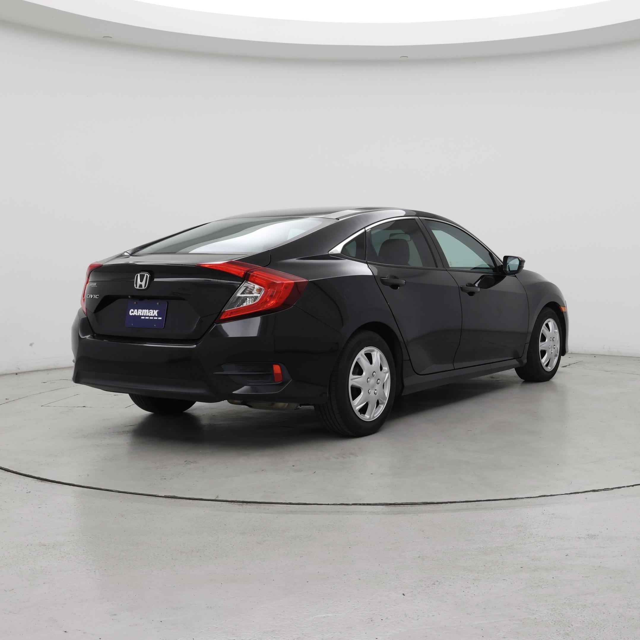 Thumbnail: 2017 Honda Civic - 8