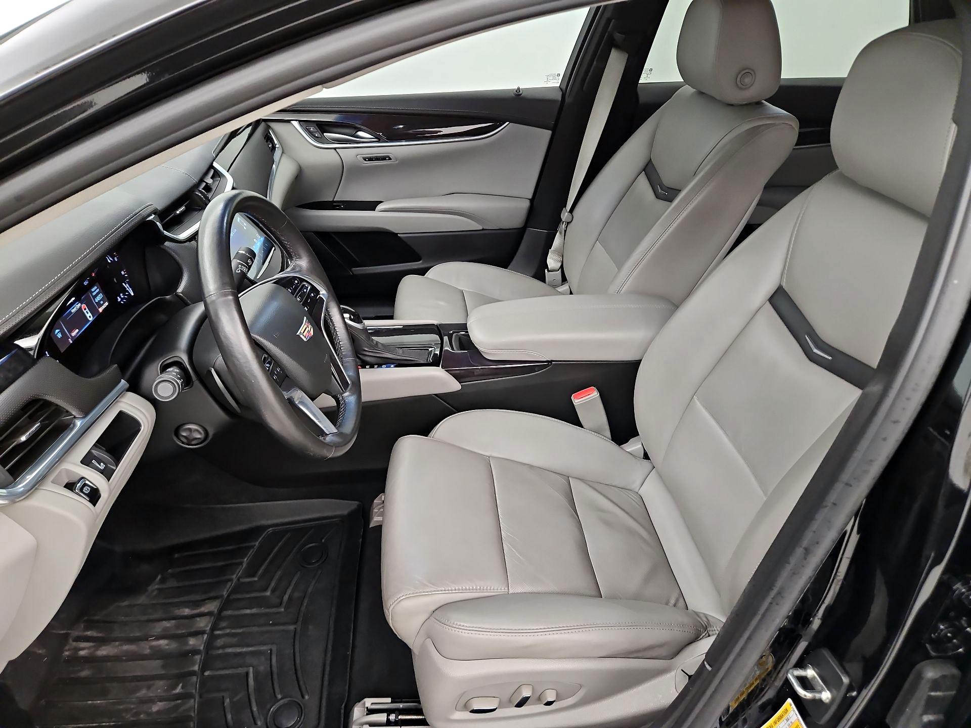 Thumbnail: 2016 Cadillac XTS - 11