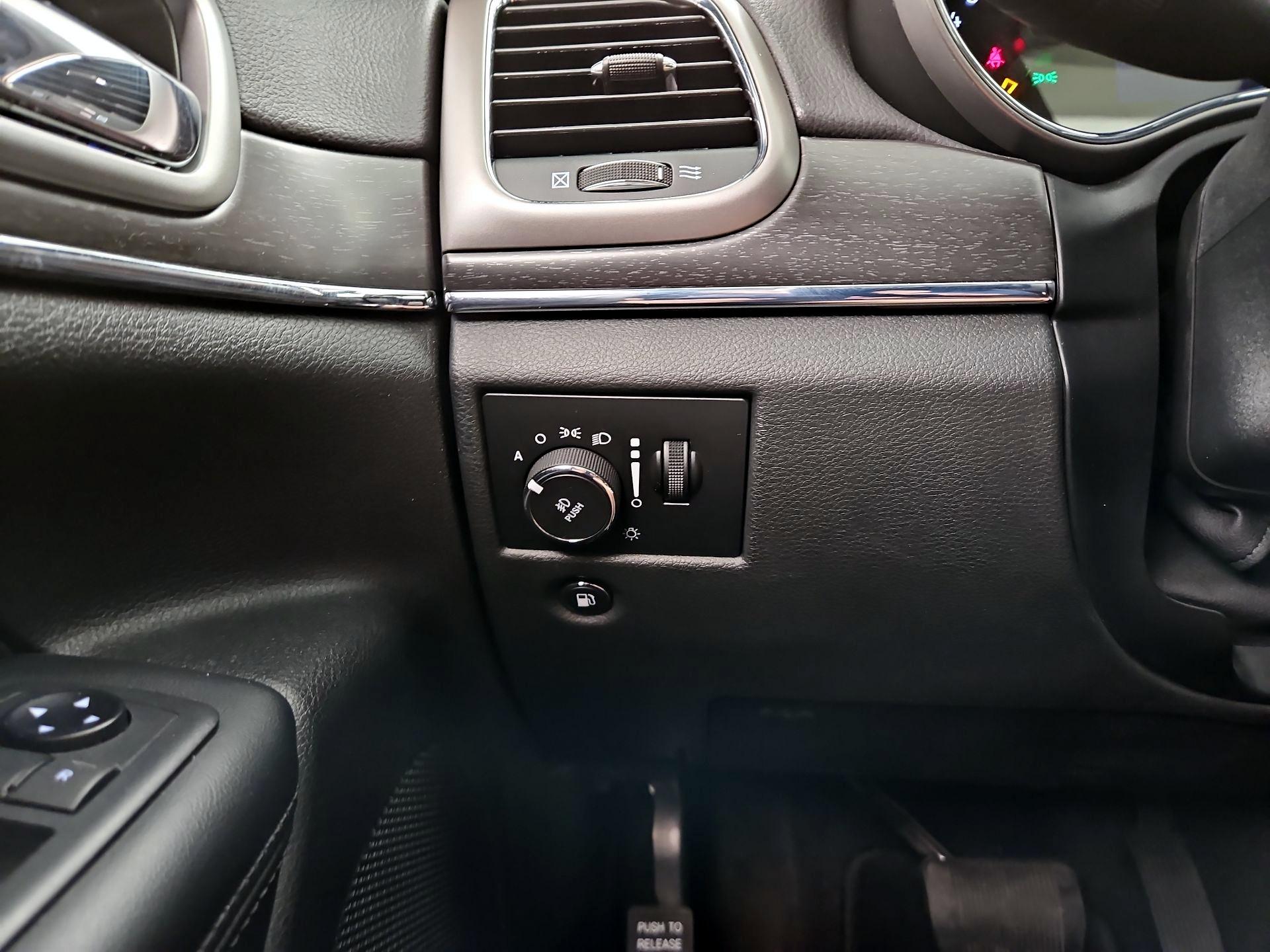 Thumbnail: 2018 Jeep Grand Cherokee - 13