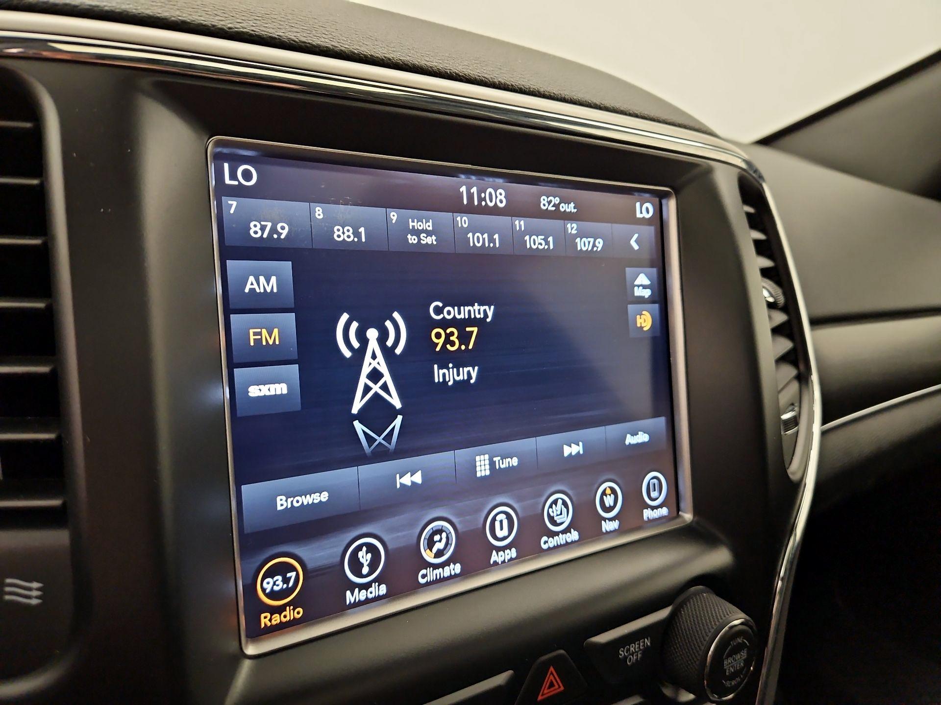 Thumbnail: 2018 Jeep Grand Cherokee - 16