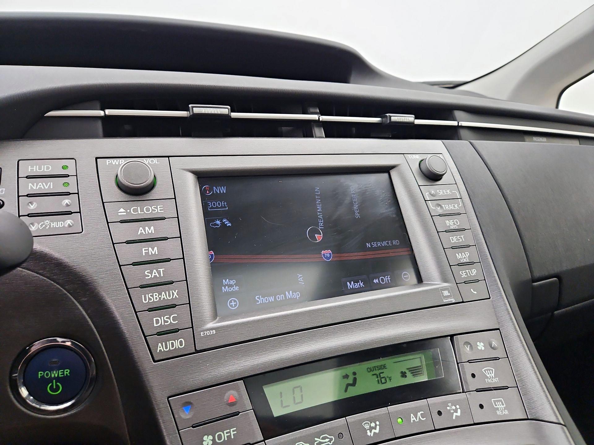 Thumbnail: 2014 Toyota Prius - 14