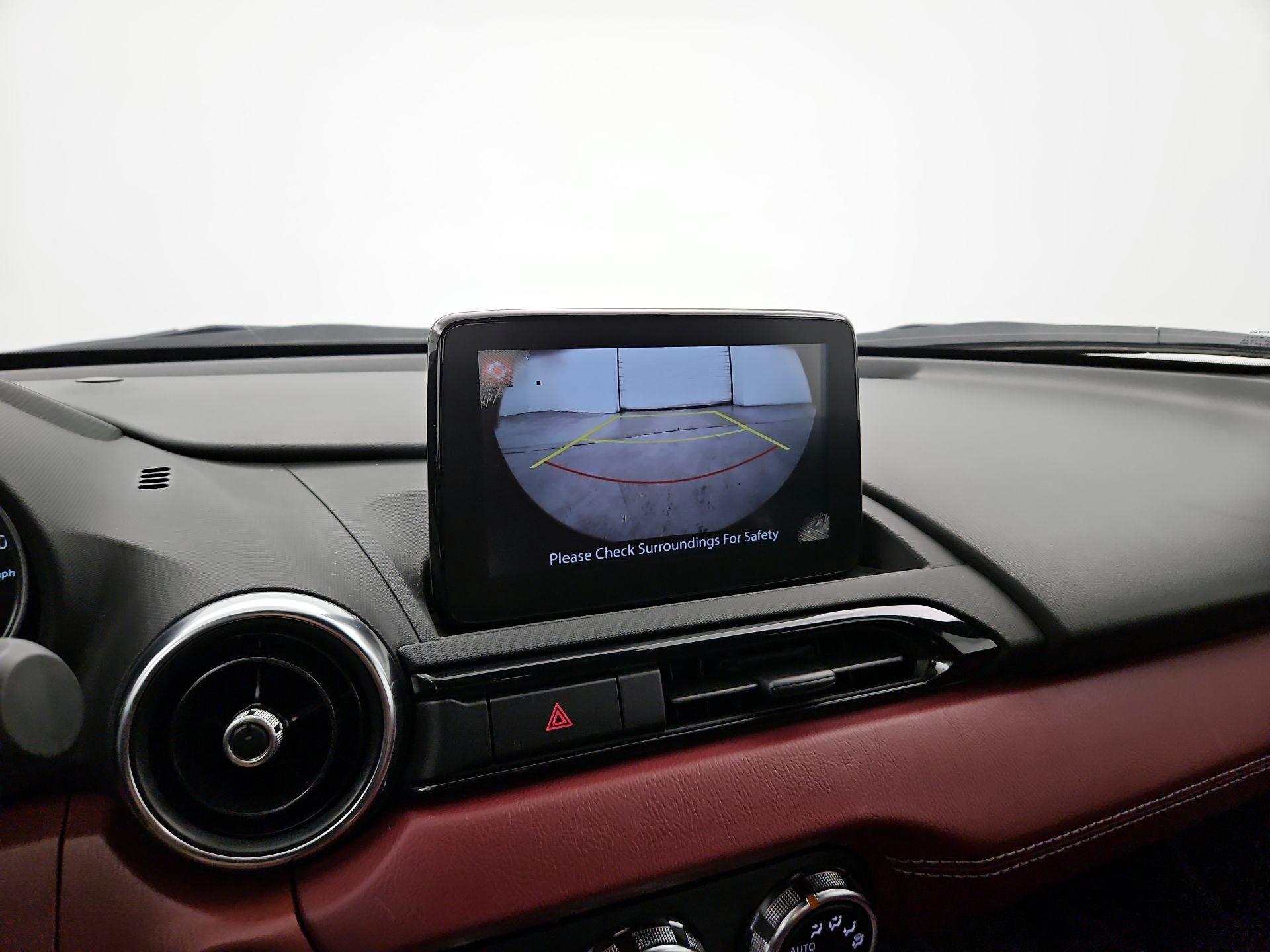 Thumbnail: 2020 Mazda MX-5 Miata - 14