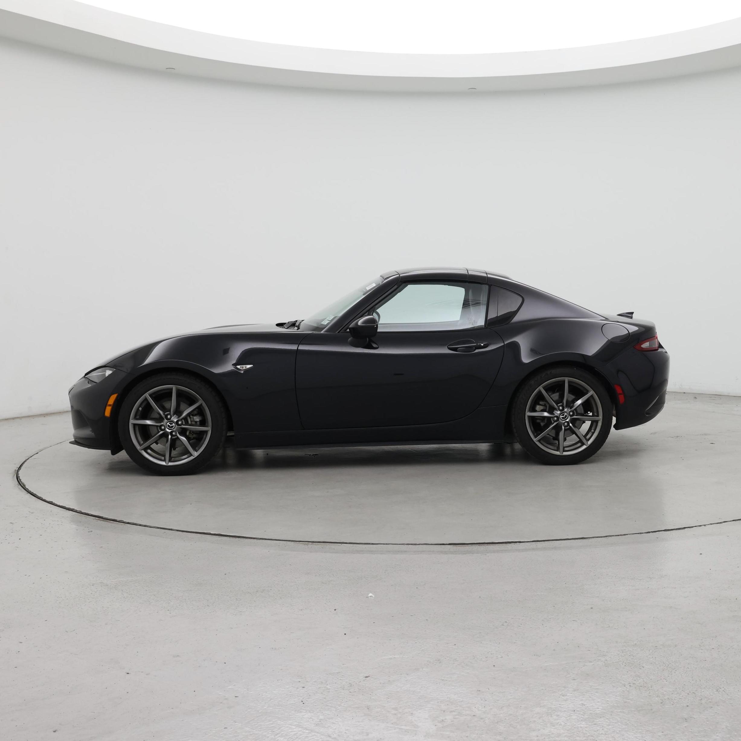 Thumbnail: 2020 Mazda MX-5 Miata - 3