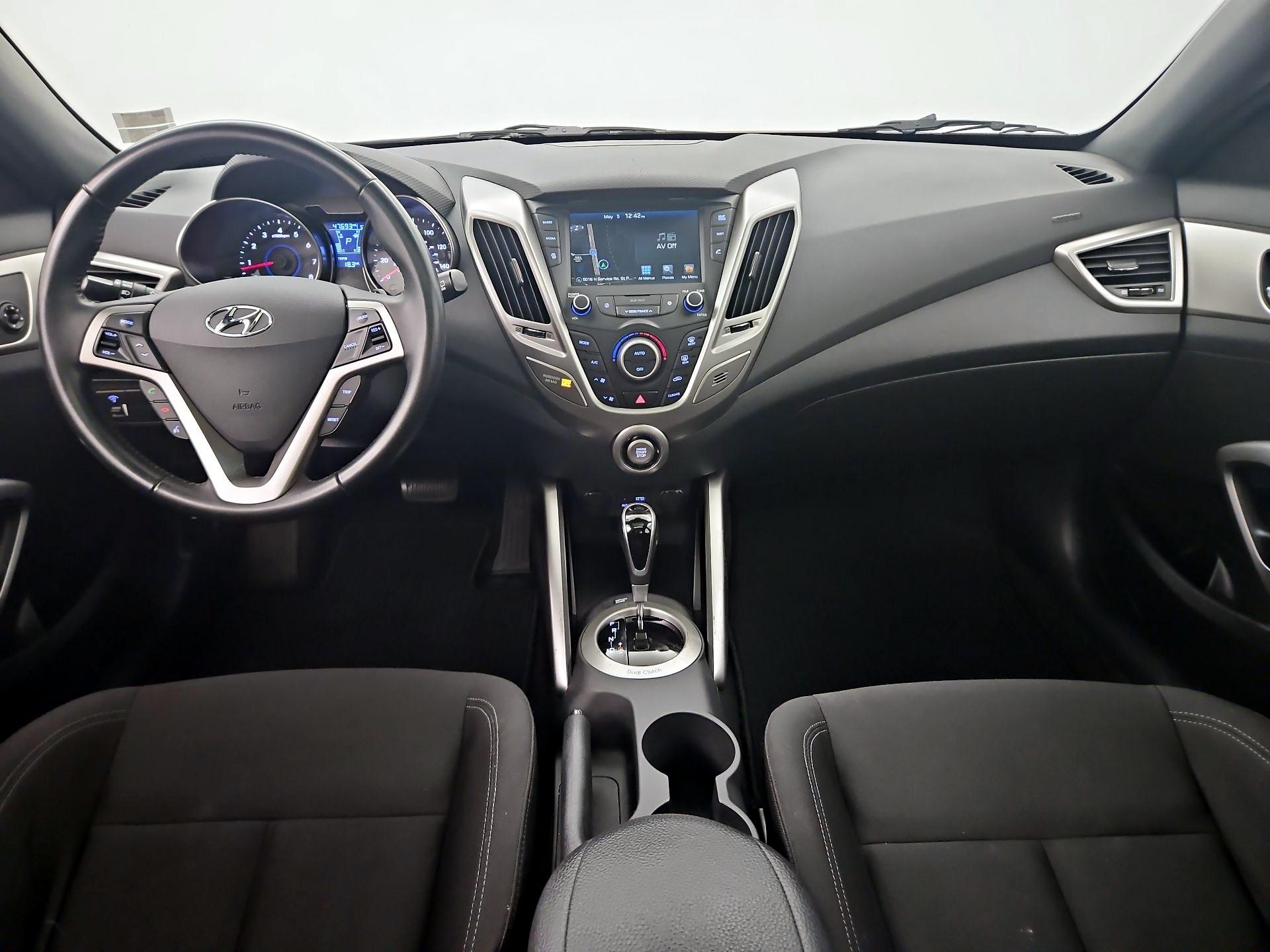 Thumbnail: 2017 Hyundai Veloster - 9