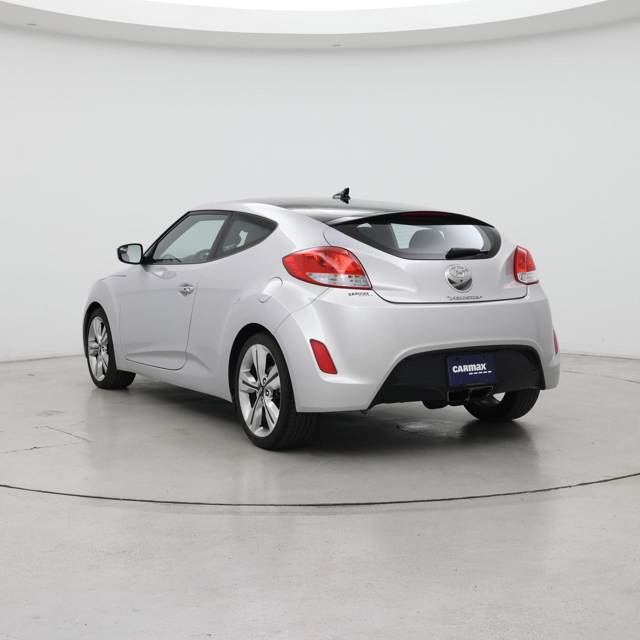 Thumbnail: 2017 Hyundai Veloster - 2