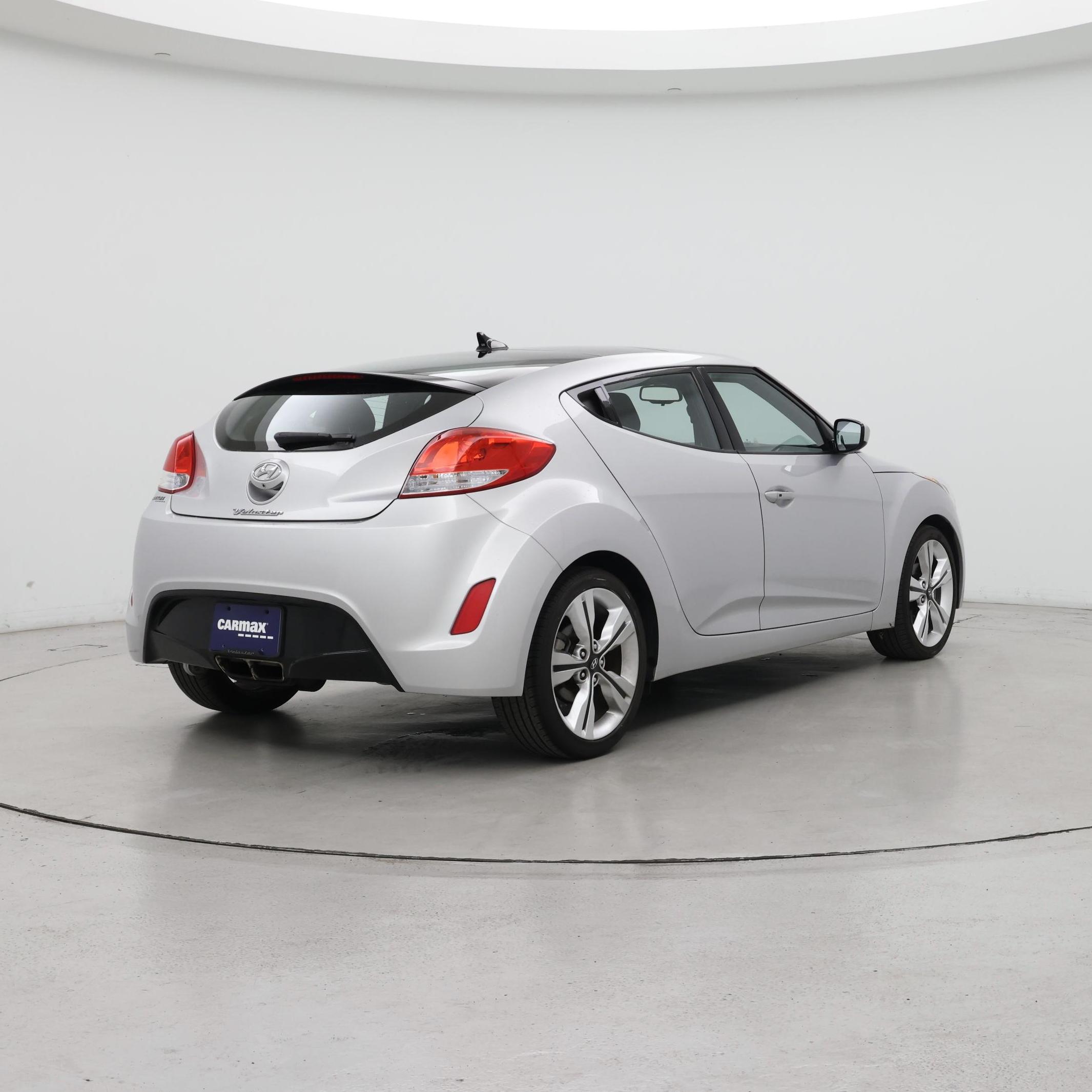 Thumbnail: 2017 Hyundai Veloster - 8