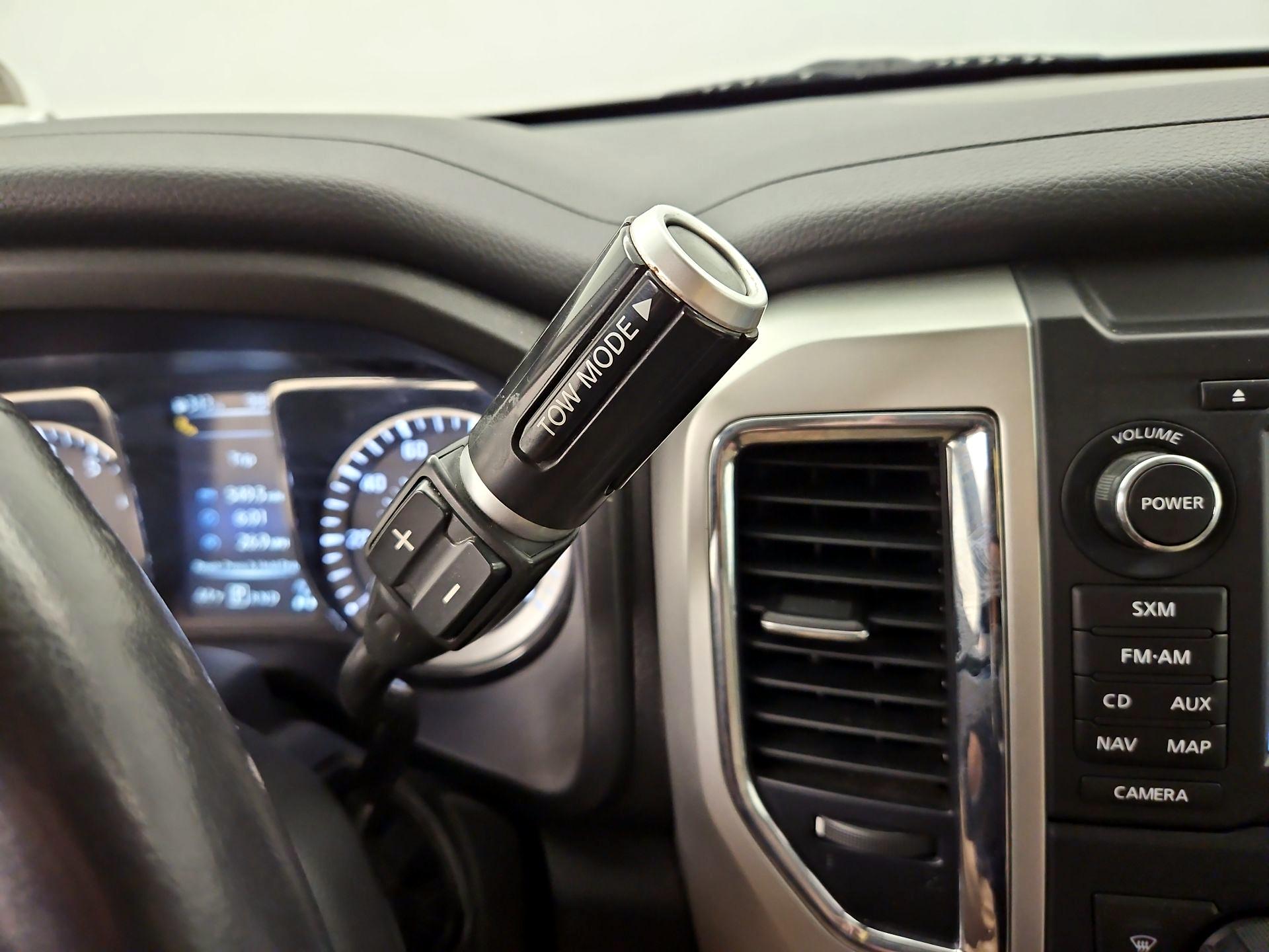 Thumbnail: 2017 Nissan Titan - 18