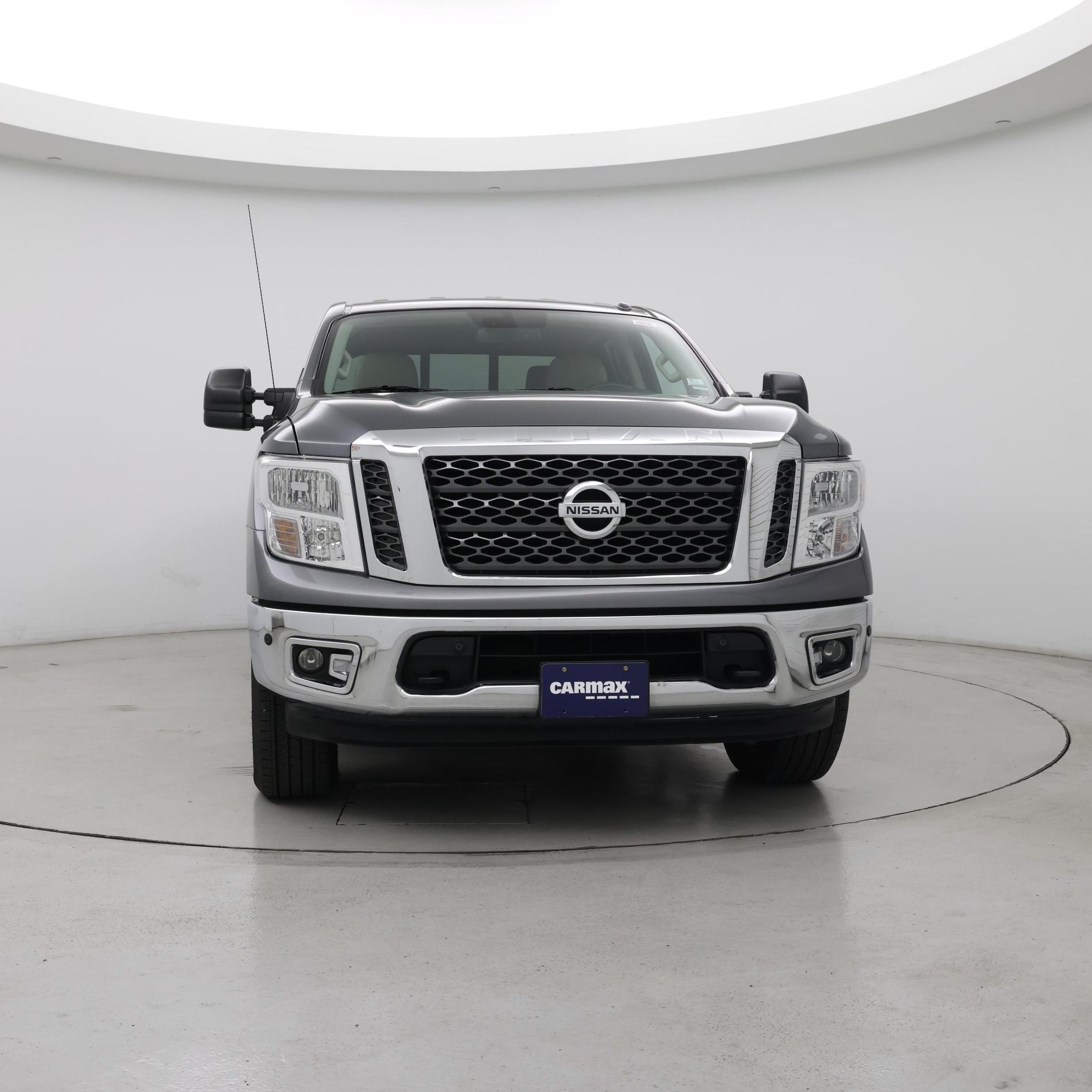 Thumbnail: 2017 Nissan Titan - 5