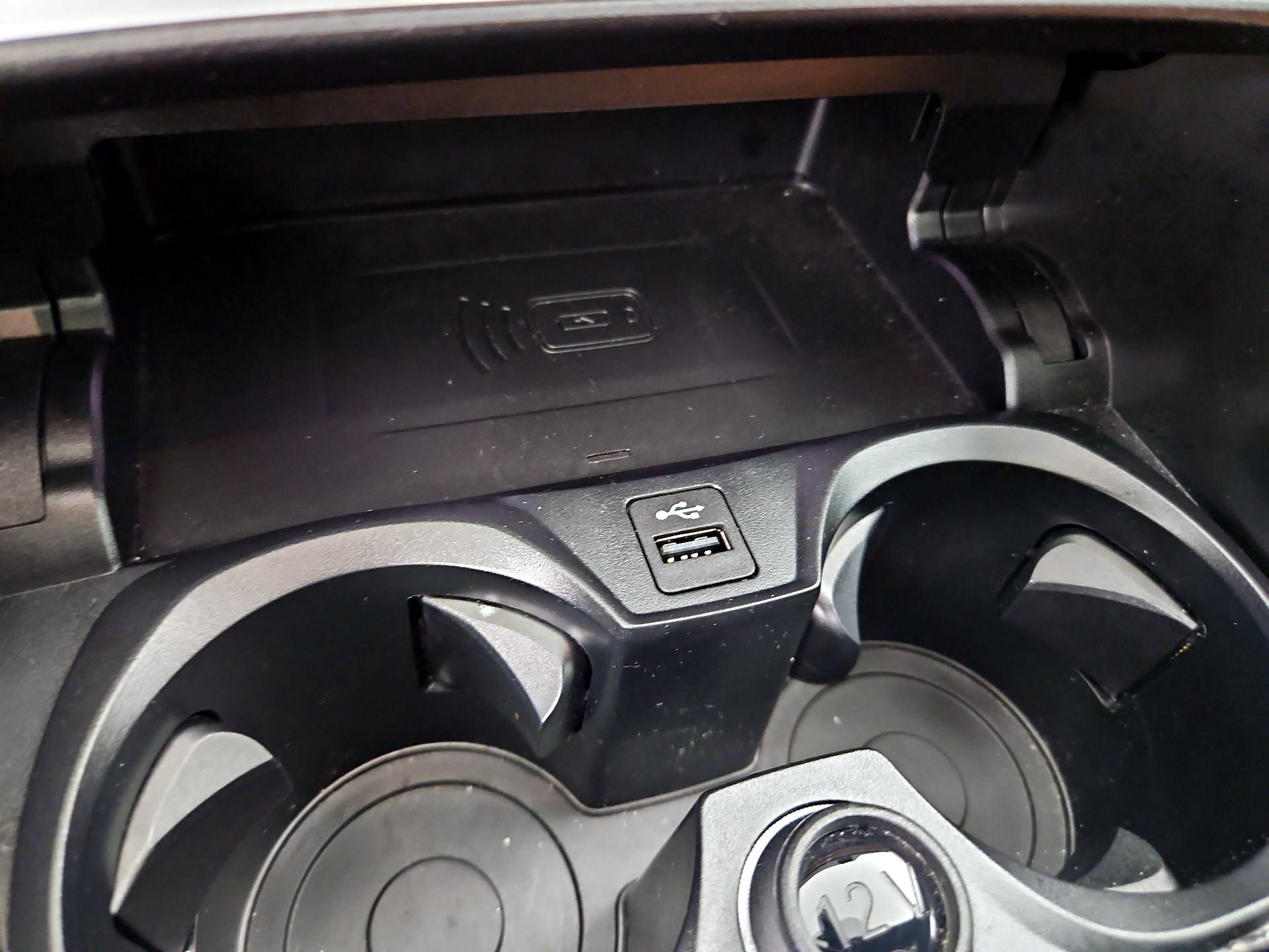 Thumbnail: 2024 BMW 3 Series - 18