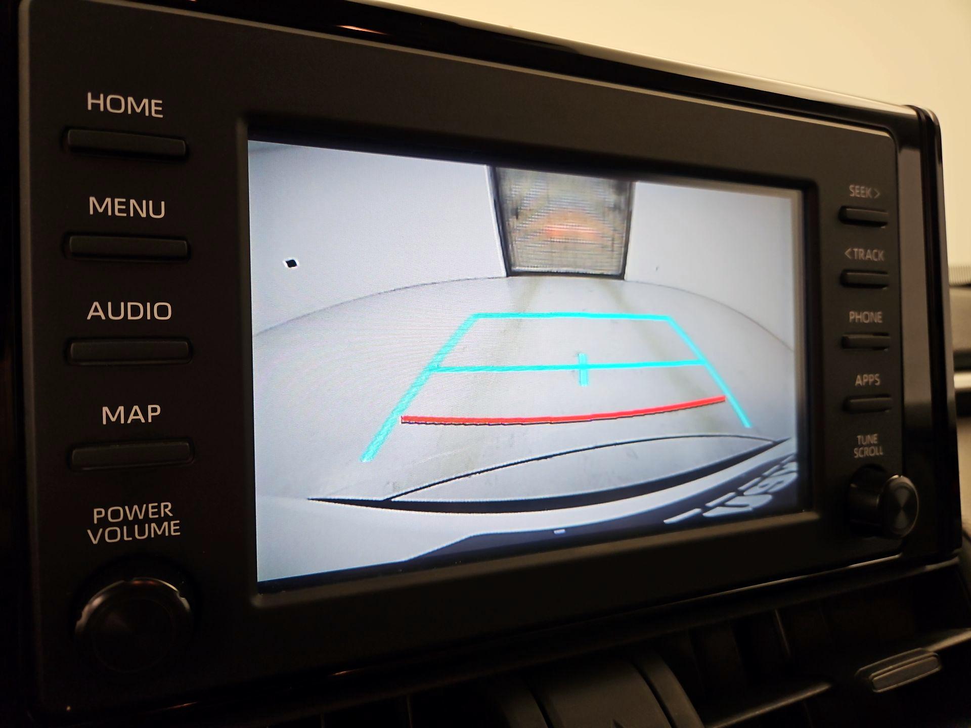 Thumbnail: 2019 Toyota RAV4 - 14