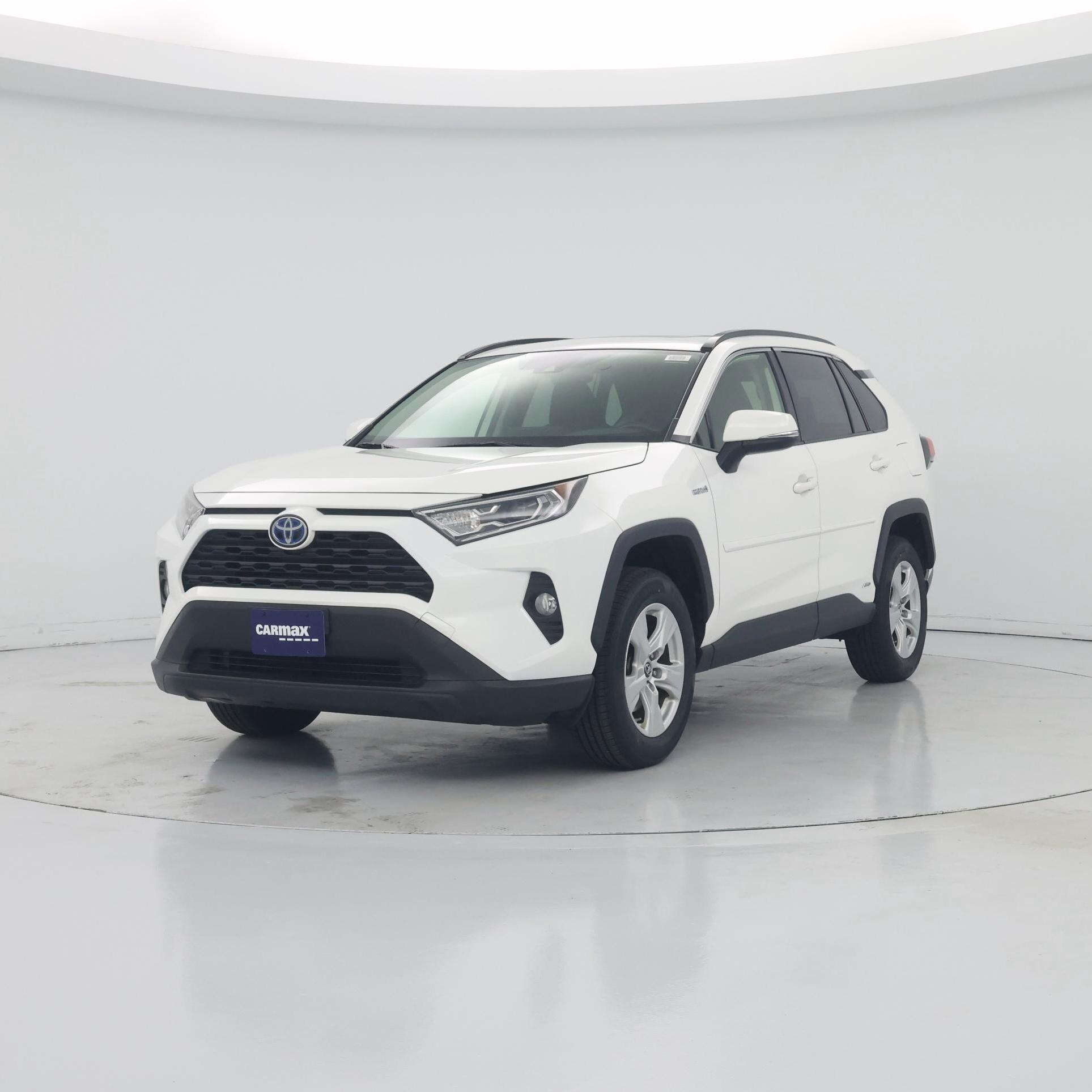 Thumbnail: 2019 Toyota RAV4 - 4