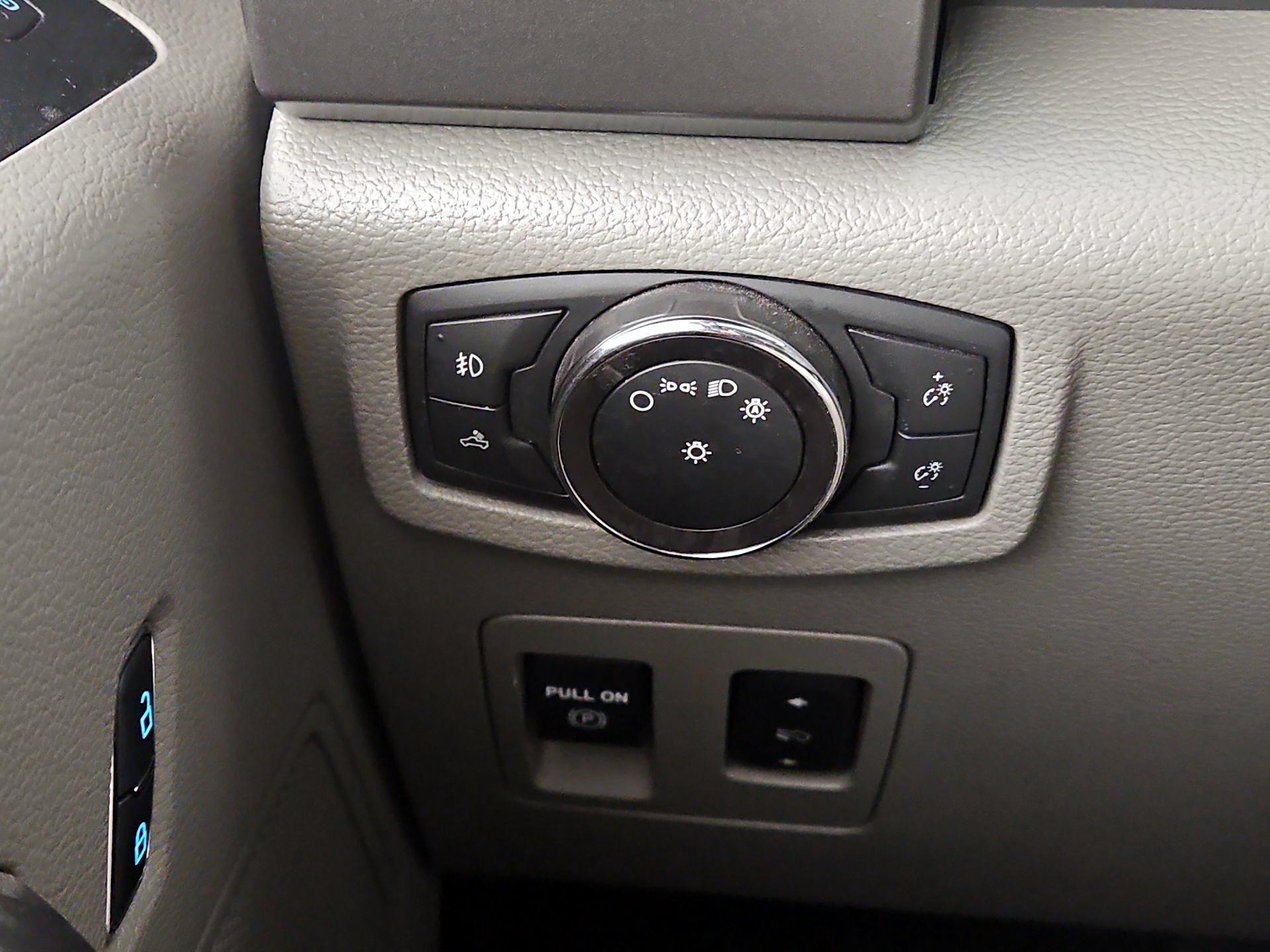 Thumbnail: 2019 Ford F-150 - 13
