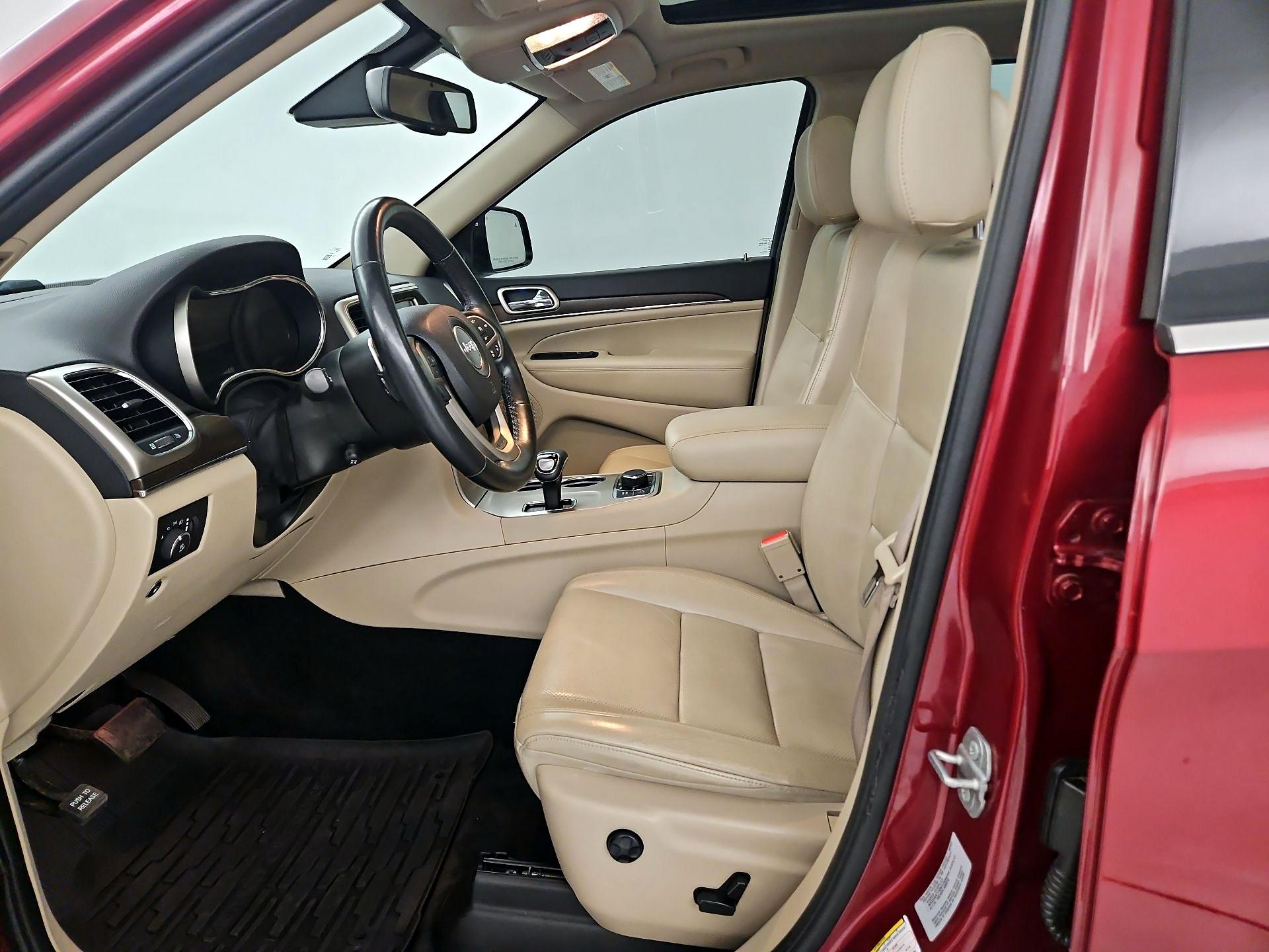 Thumbnail: 2015 Jeep Grand Cherokee - 9