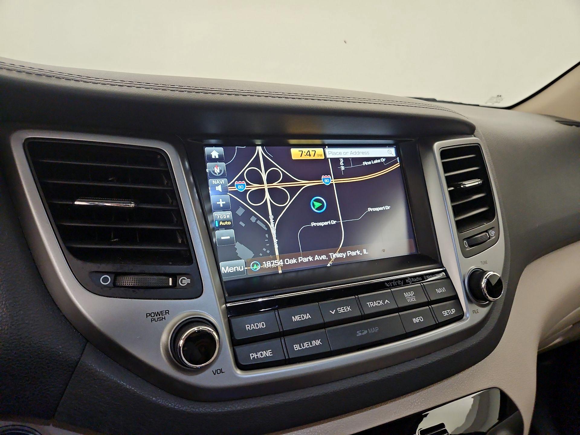 Thumbnail: 2017 Hyundai Tucson - 12
